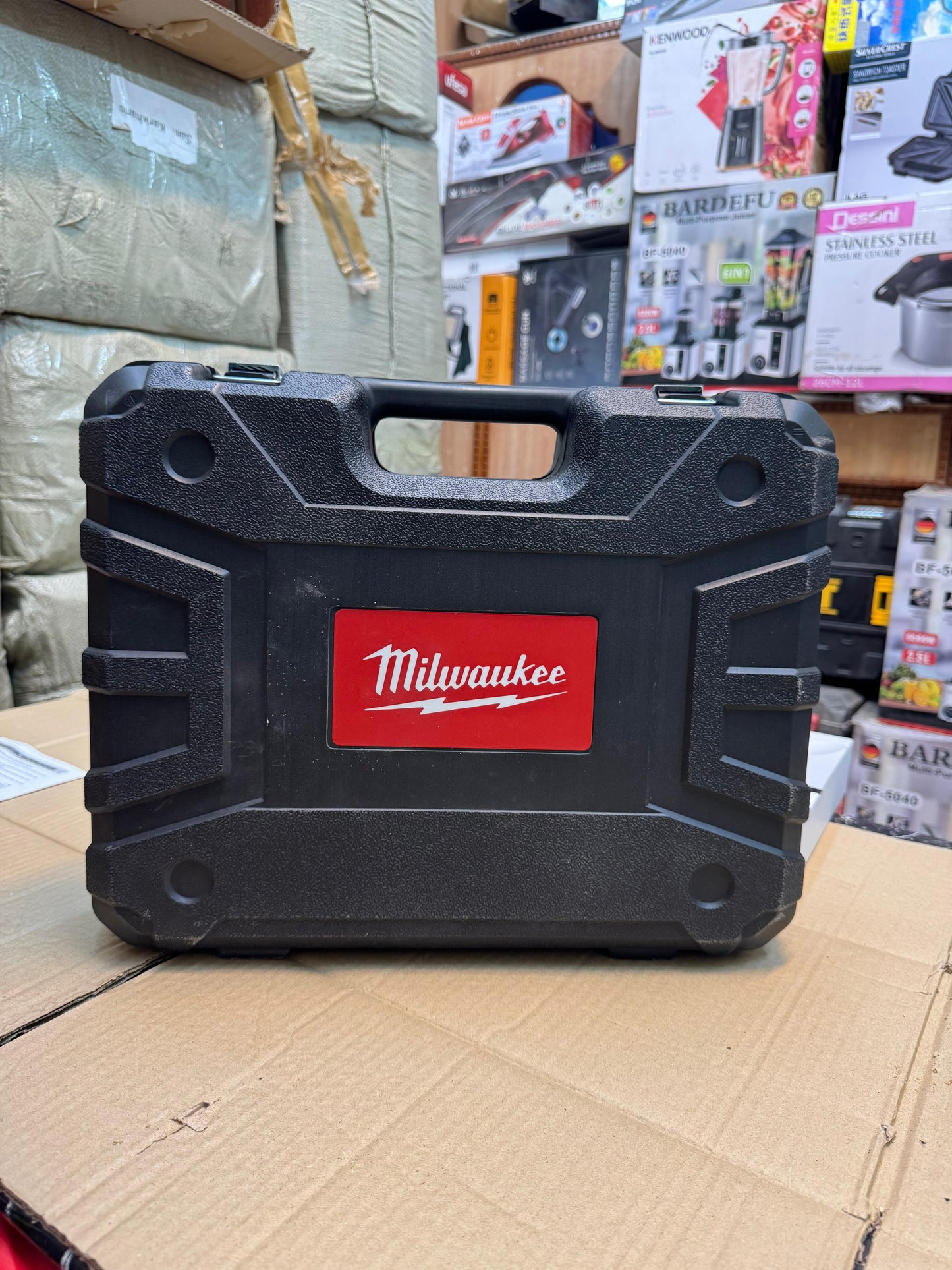 Milwaukee 48v 117 pieces drill set