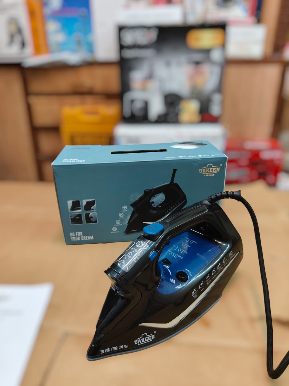 Uakeen Steam Iron ZL-808