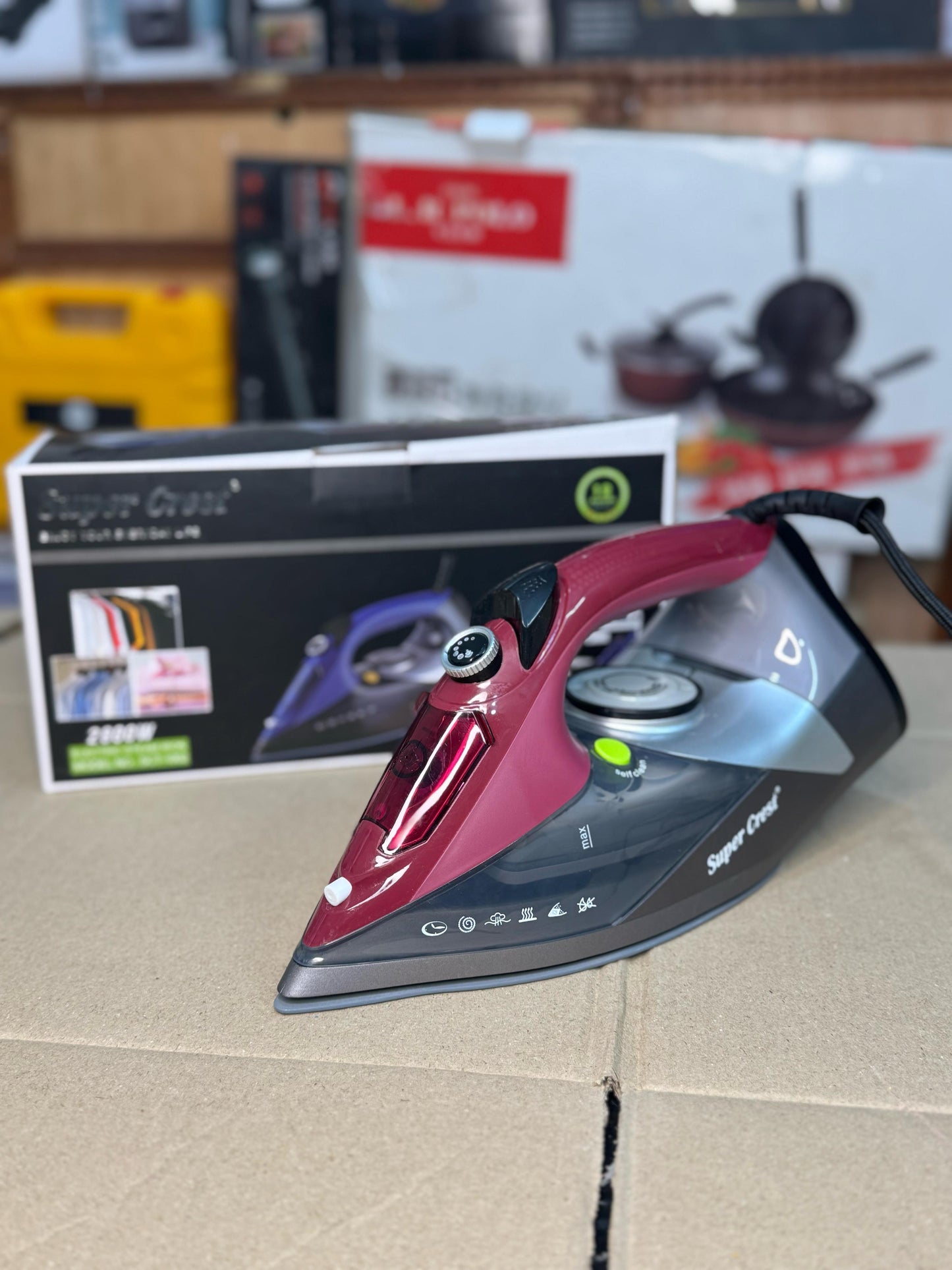 SUPER CREST Germany heavy duty steam iron