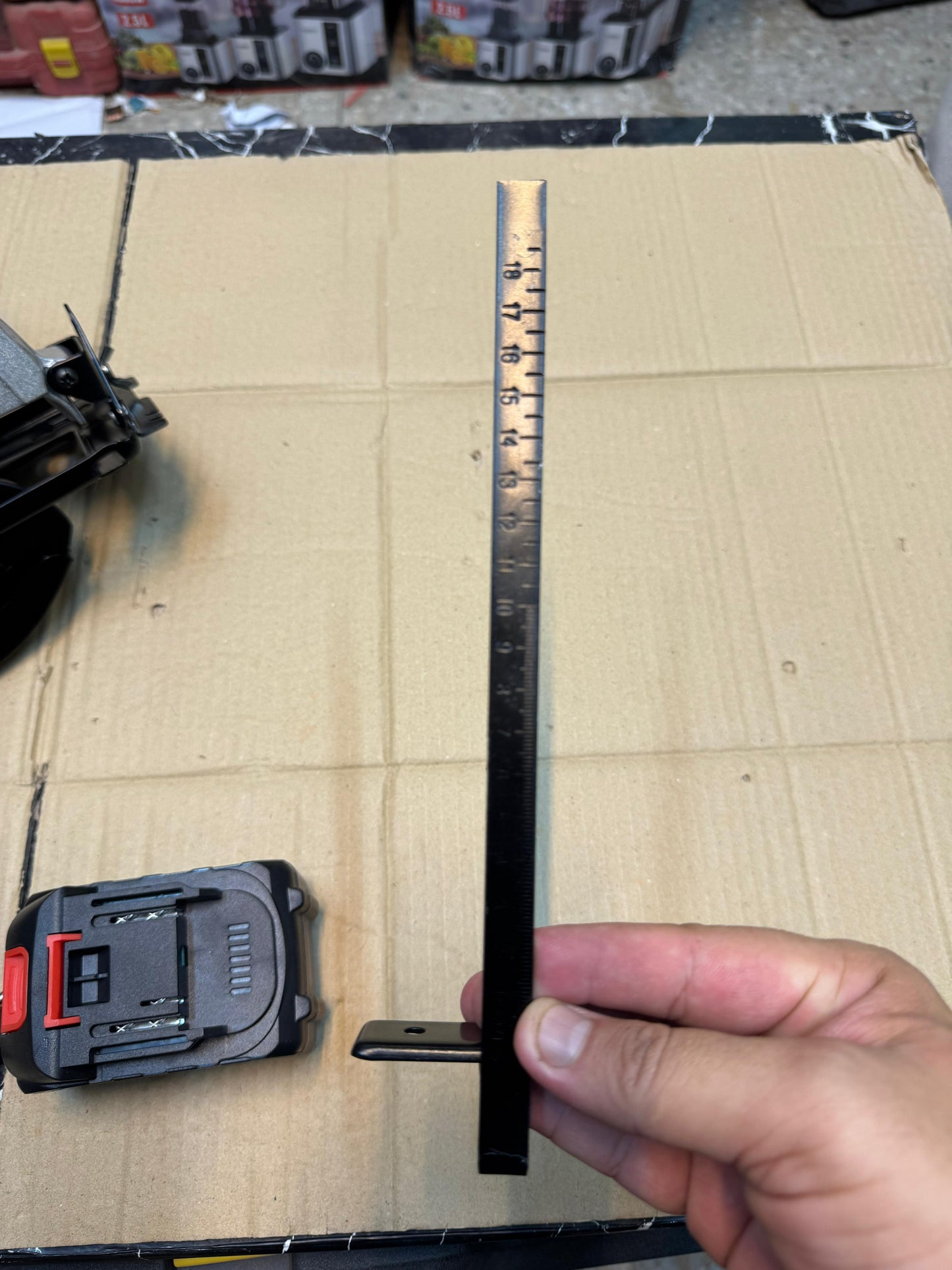 MAKITA 48v 7 inch cordless circular saw