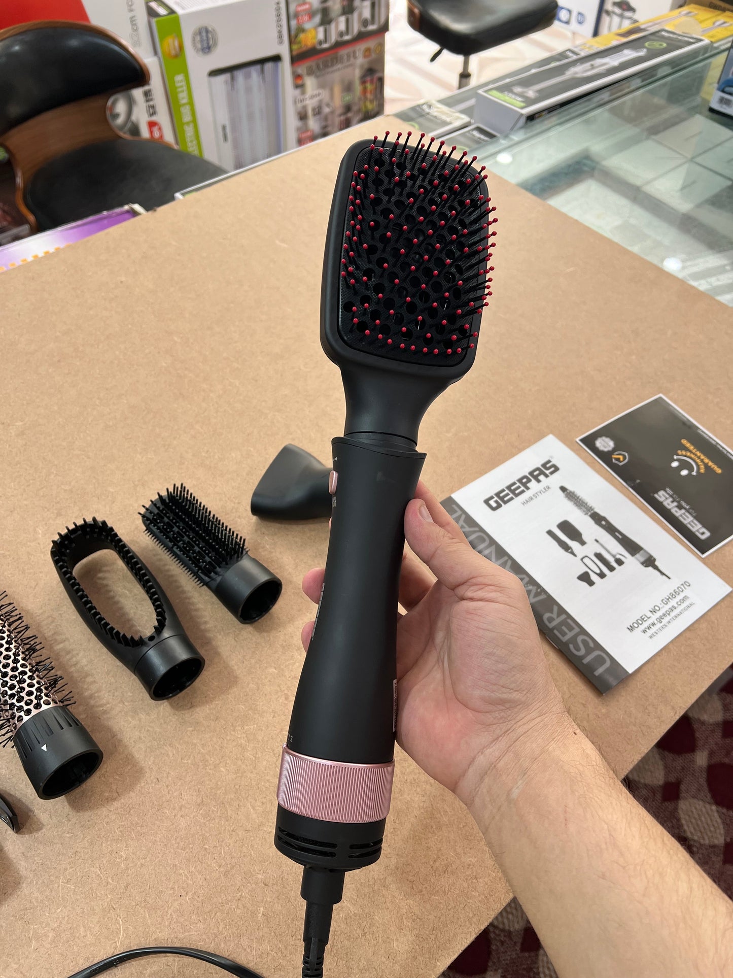 Geepas 8 in 1 hair styler set GH 86070 ( 2 year warranty