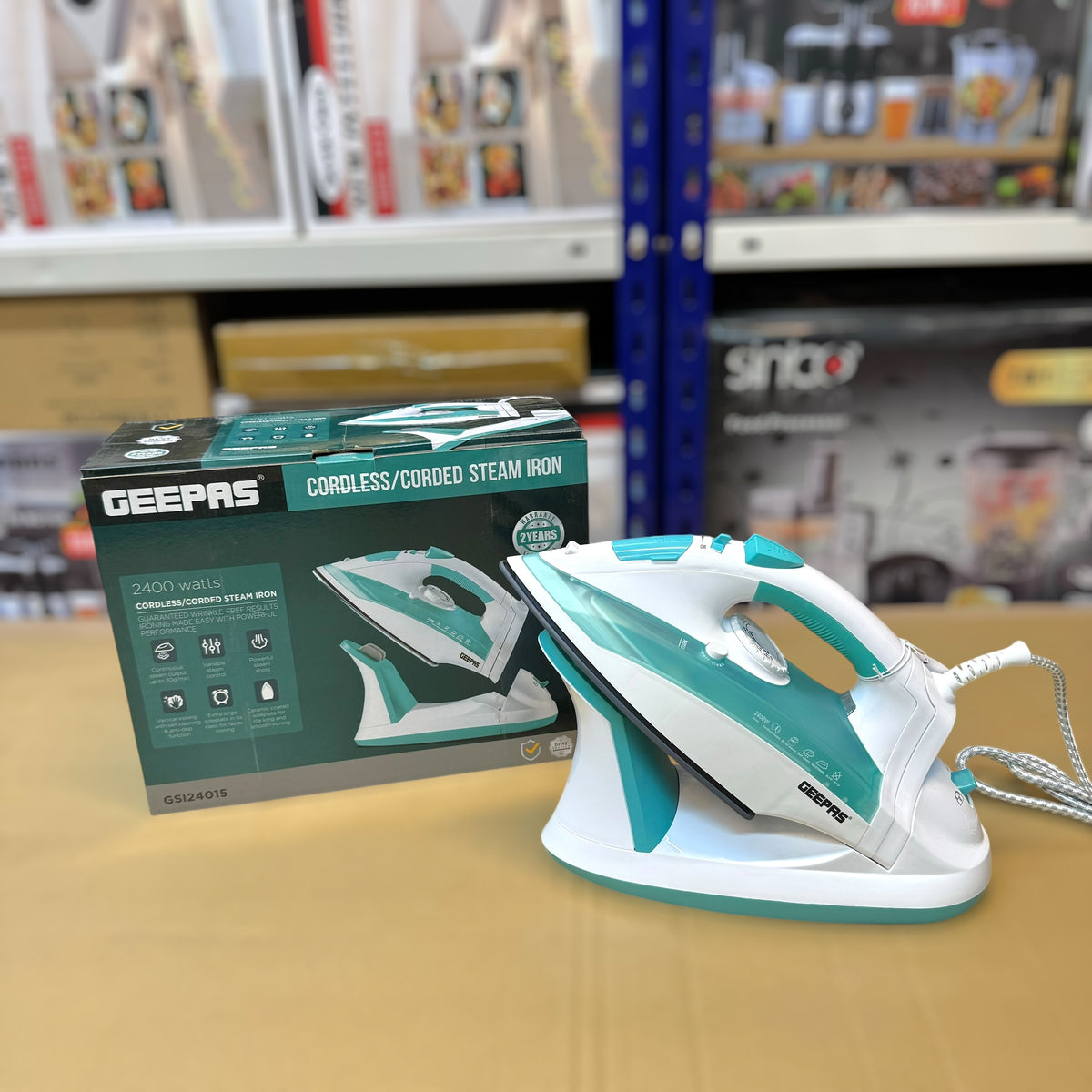 Geepas Cord & Cordless Steam Iron GSI24015