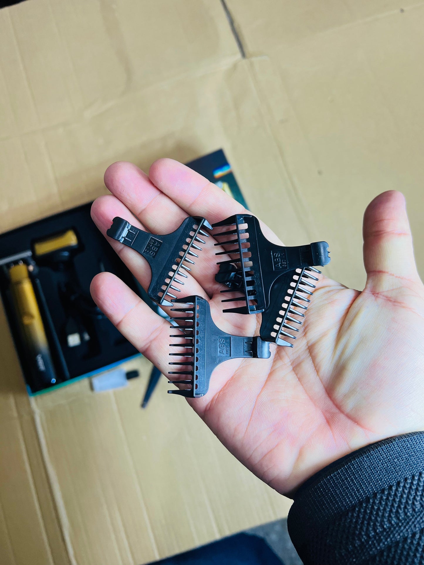 Lot imported VGR 3 in 1 grooming set