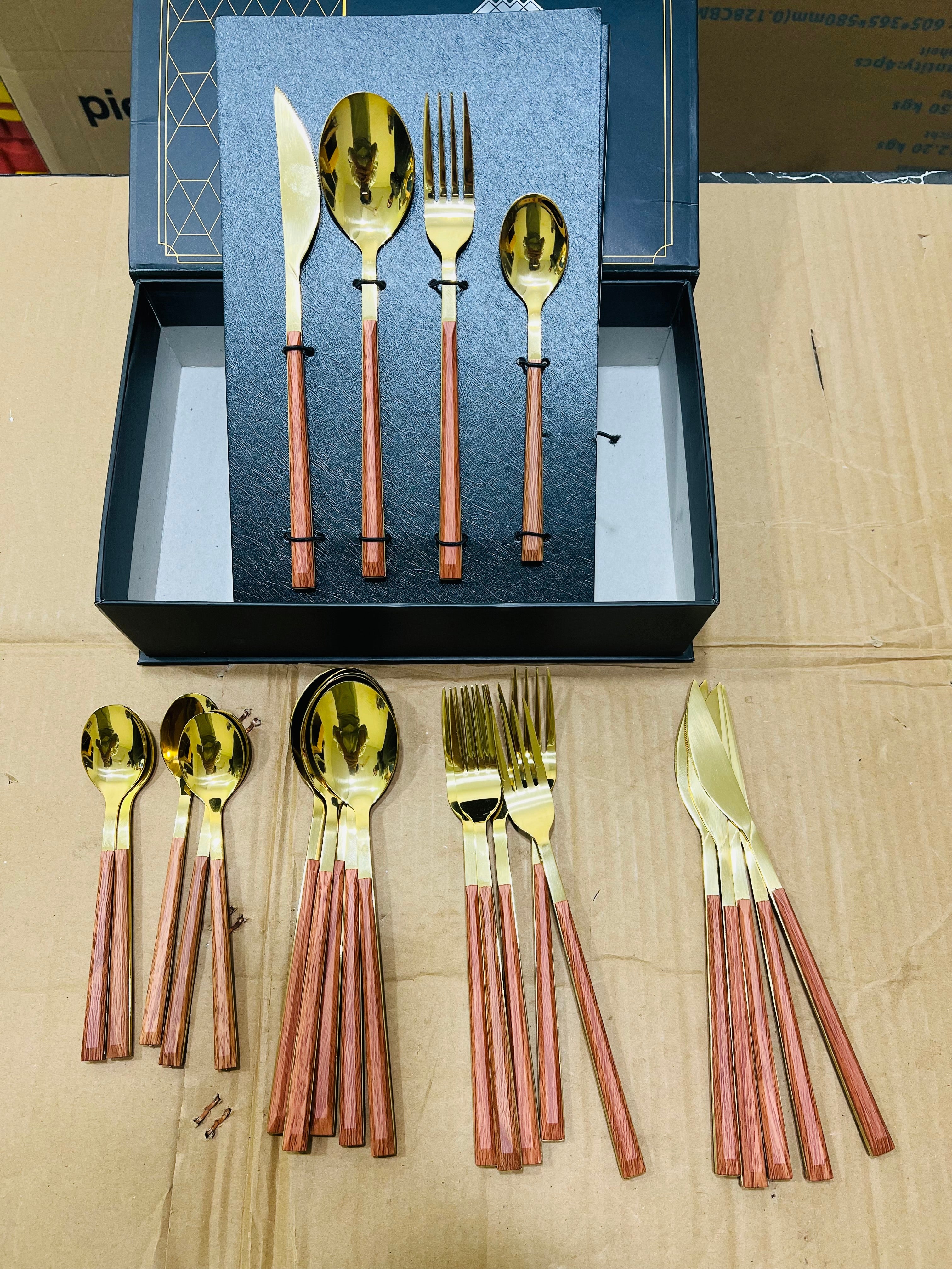 Lot imported 24 pieces luxury cutlery set