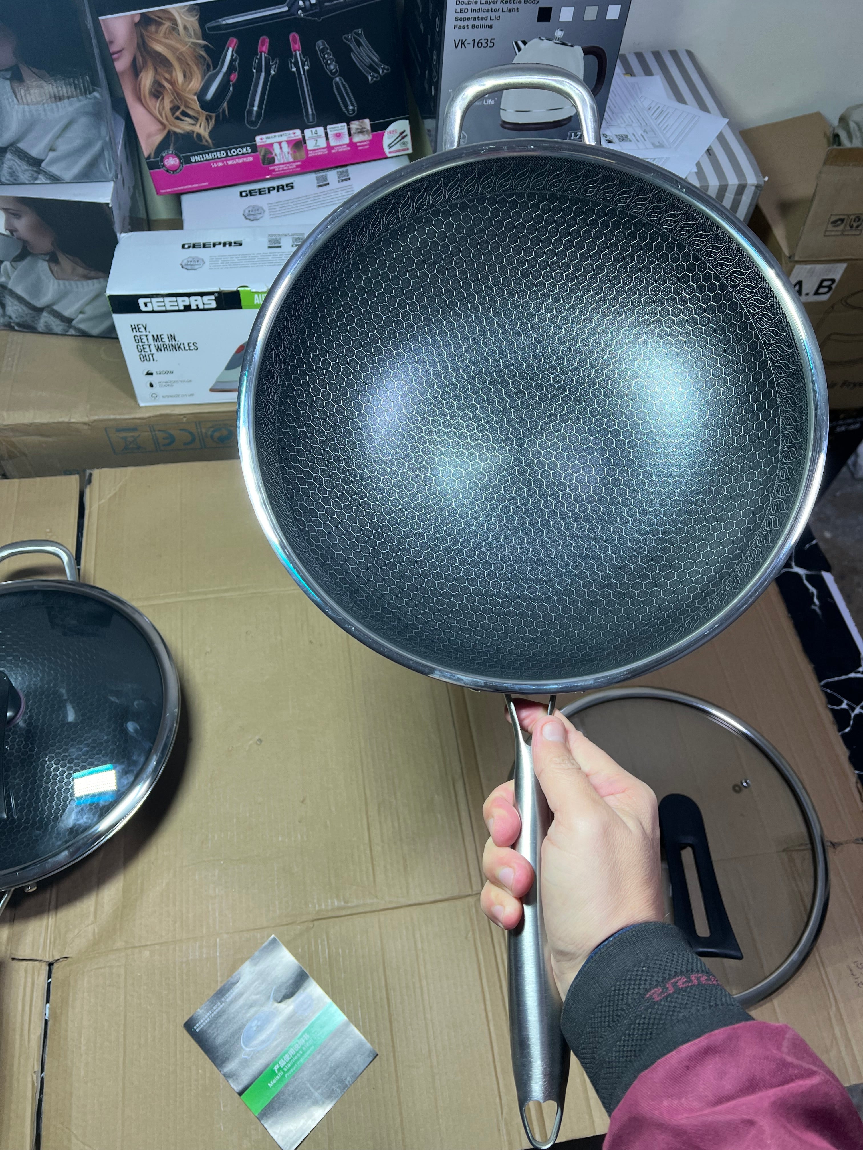 Germany lot lesser coating deep Fry pan with led