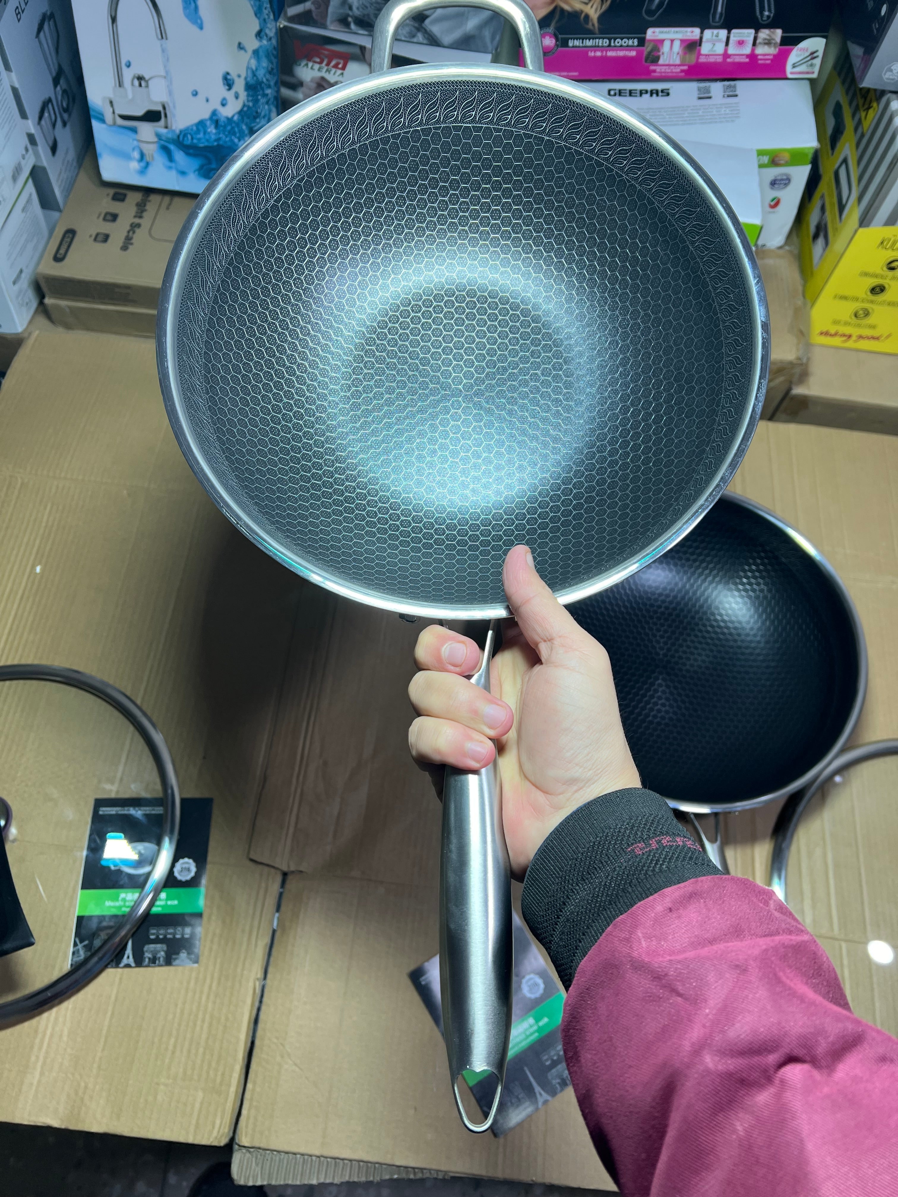 Germany lot lesser coating deep Fry pan with led