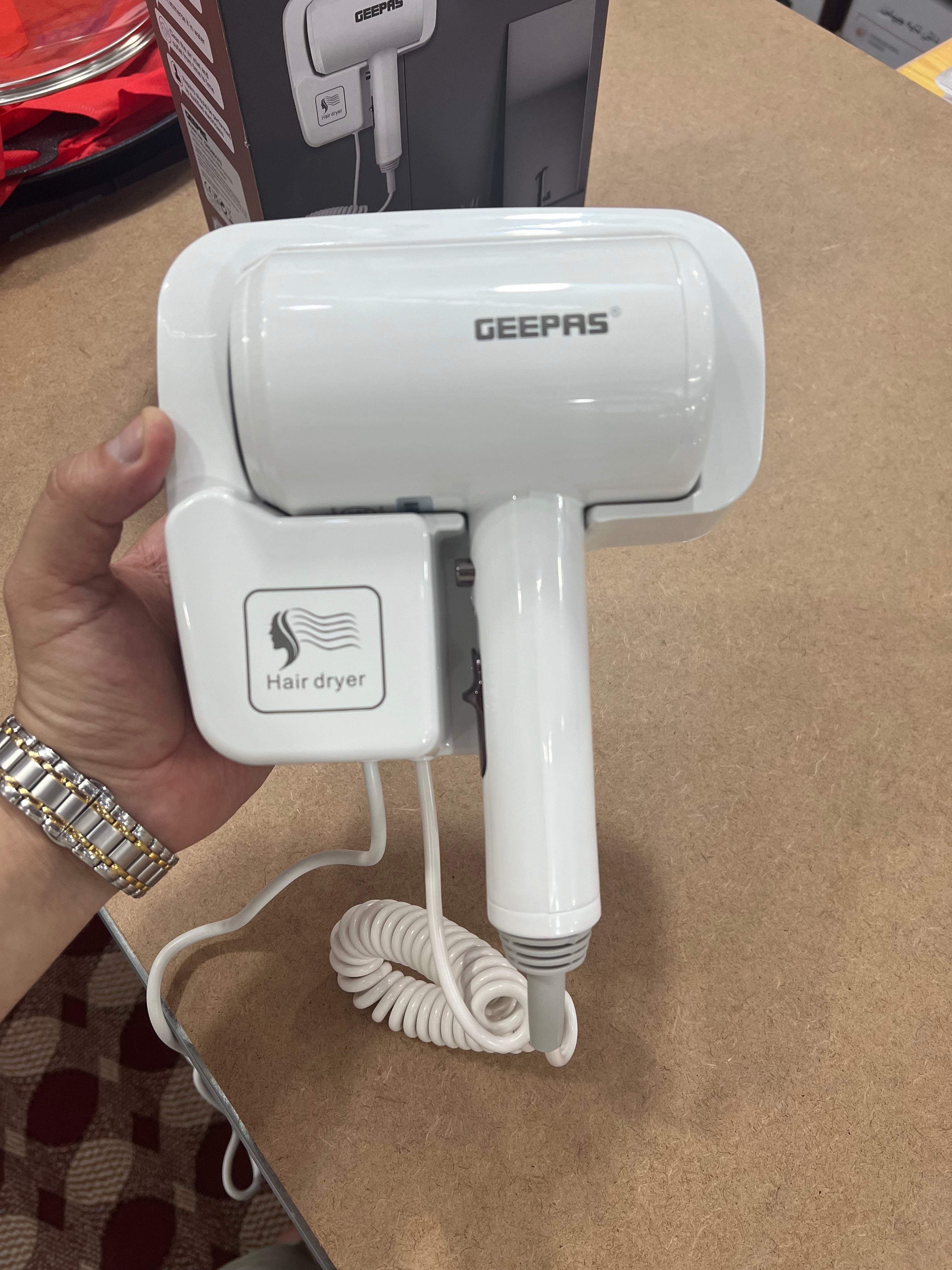 Geepas wall mount fast dying hair dryer