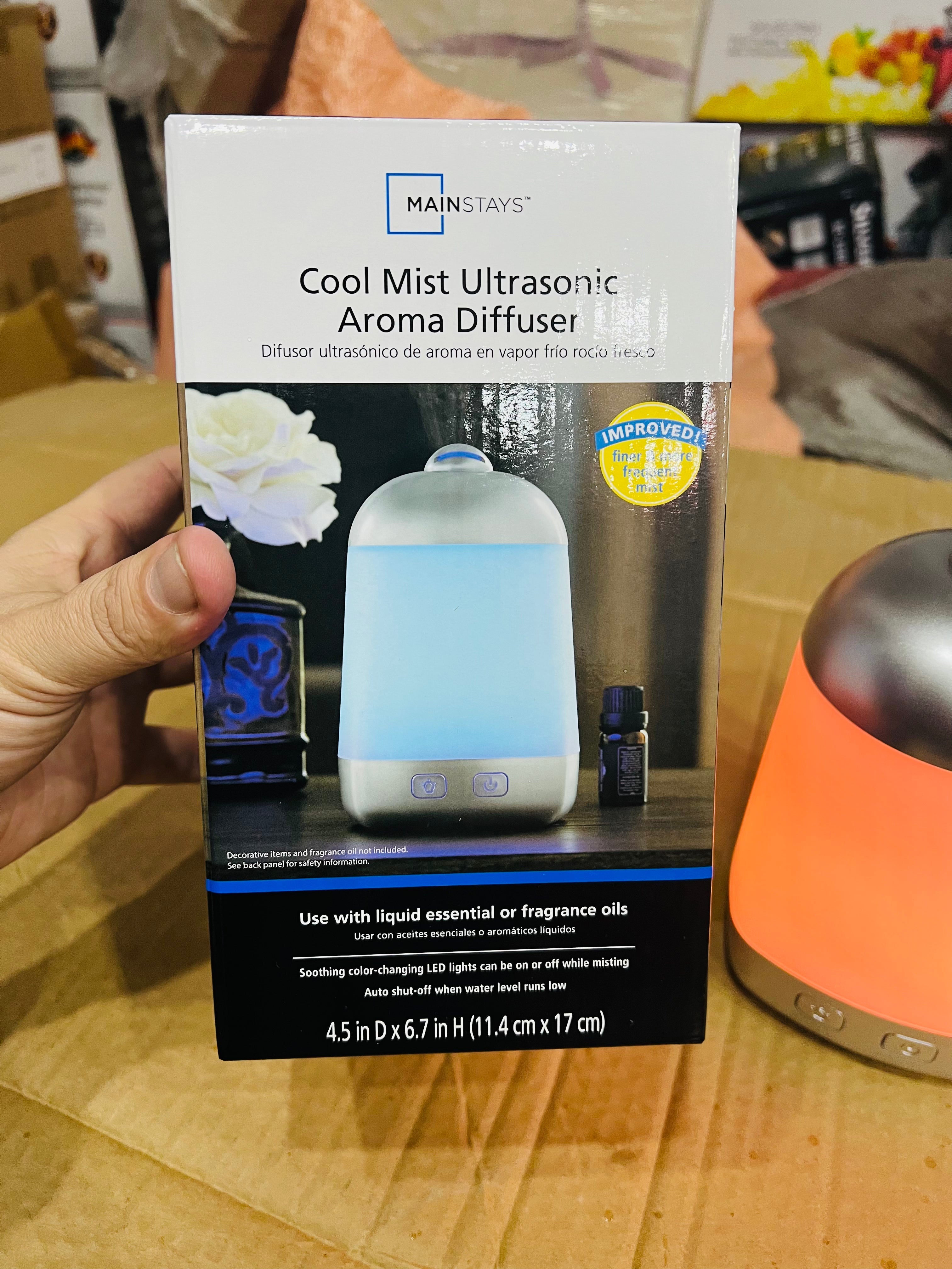 Mainstays Cool Mist Ultrasonic Aroma Oil Diffuser and humidifier