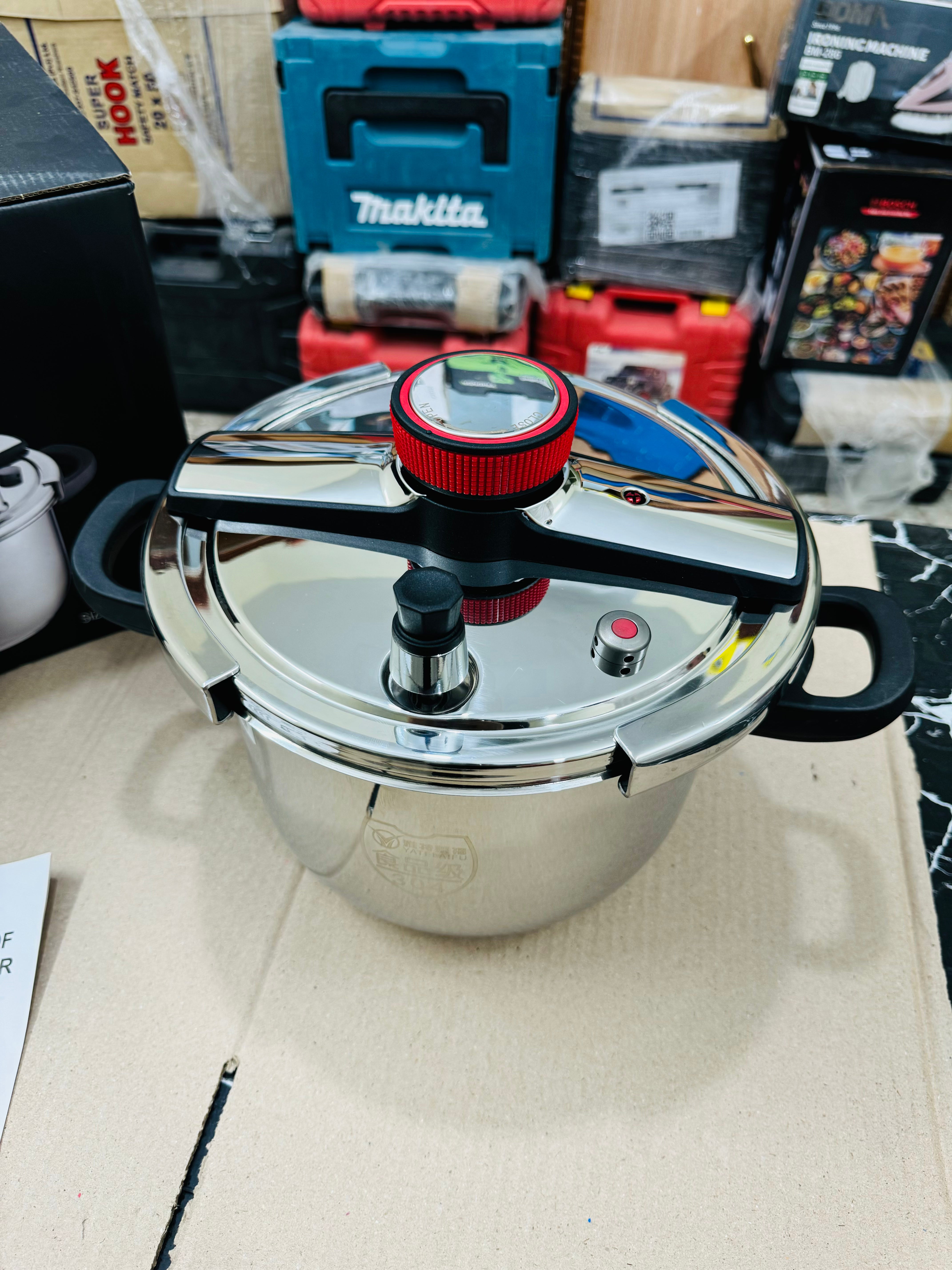 Amazon lot 9L automatic pressure cooker