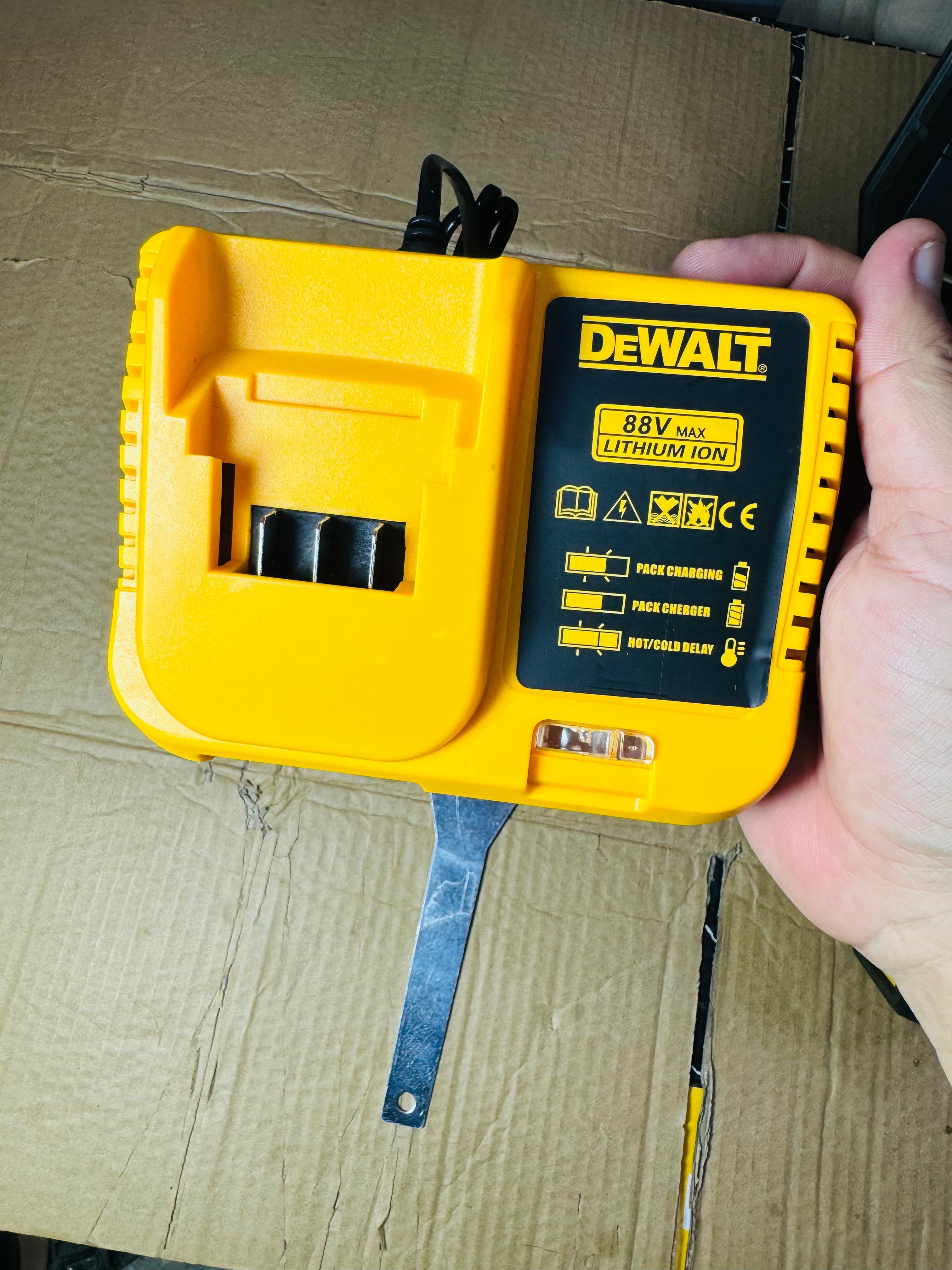 Germany lot Dewalt 88v power grinder