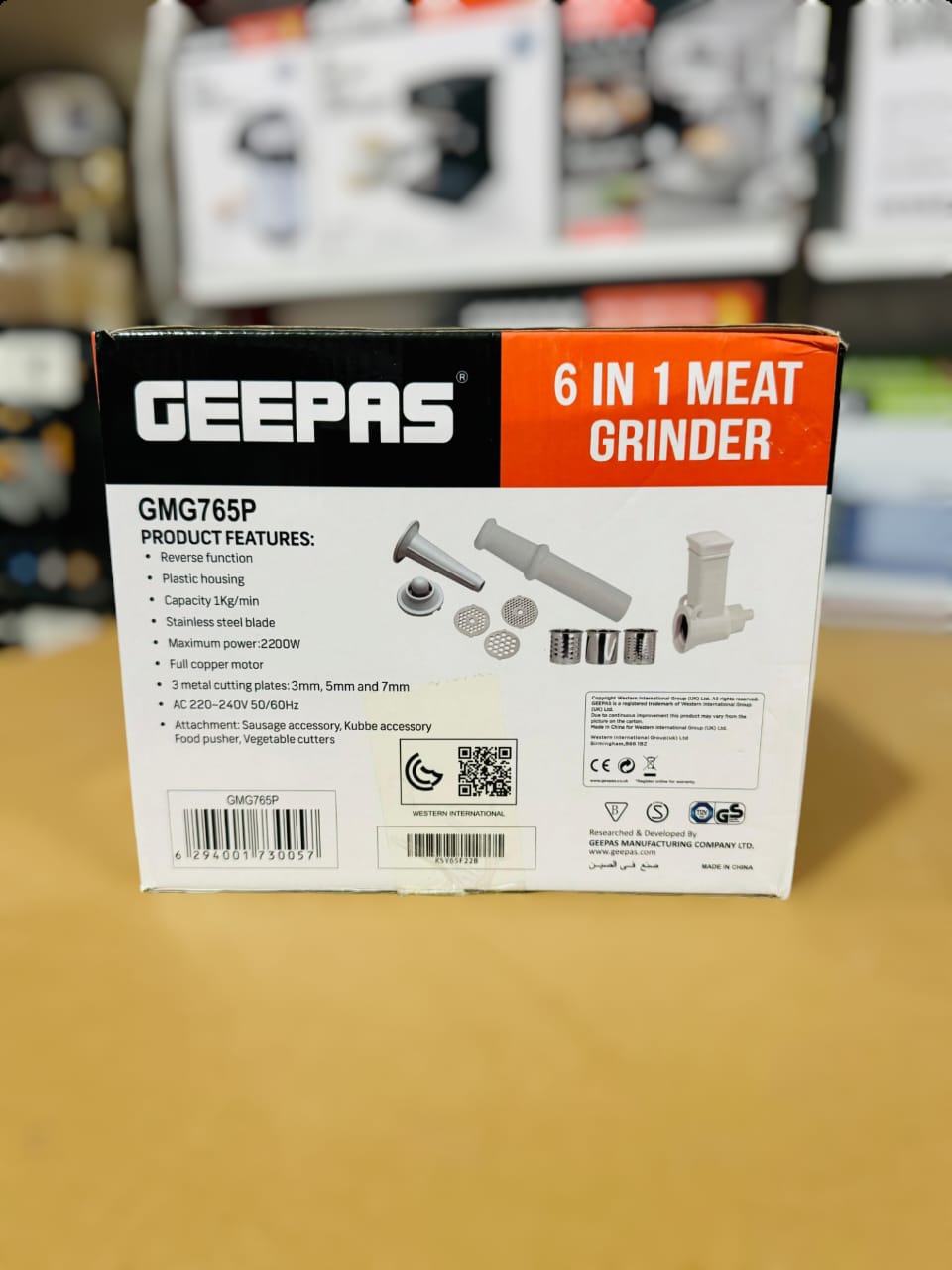 Geepas 6-in-1 Meat Grinder GMG765P ( 2 Year warranty