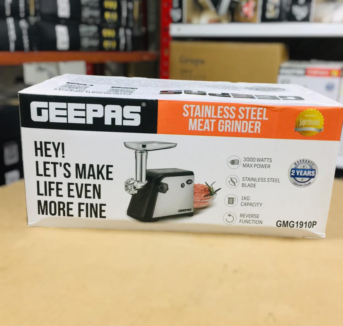 GEEPAS Stainless Steel Meat Grinder 1910 ( 2 Year warranty