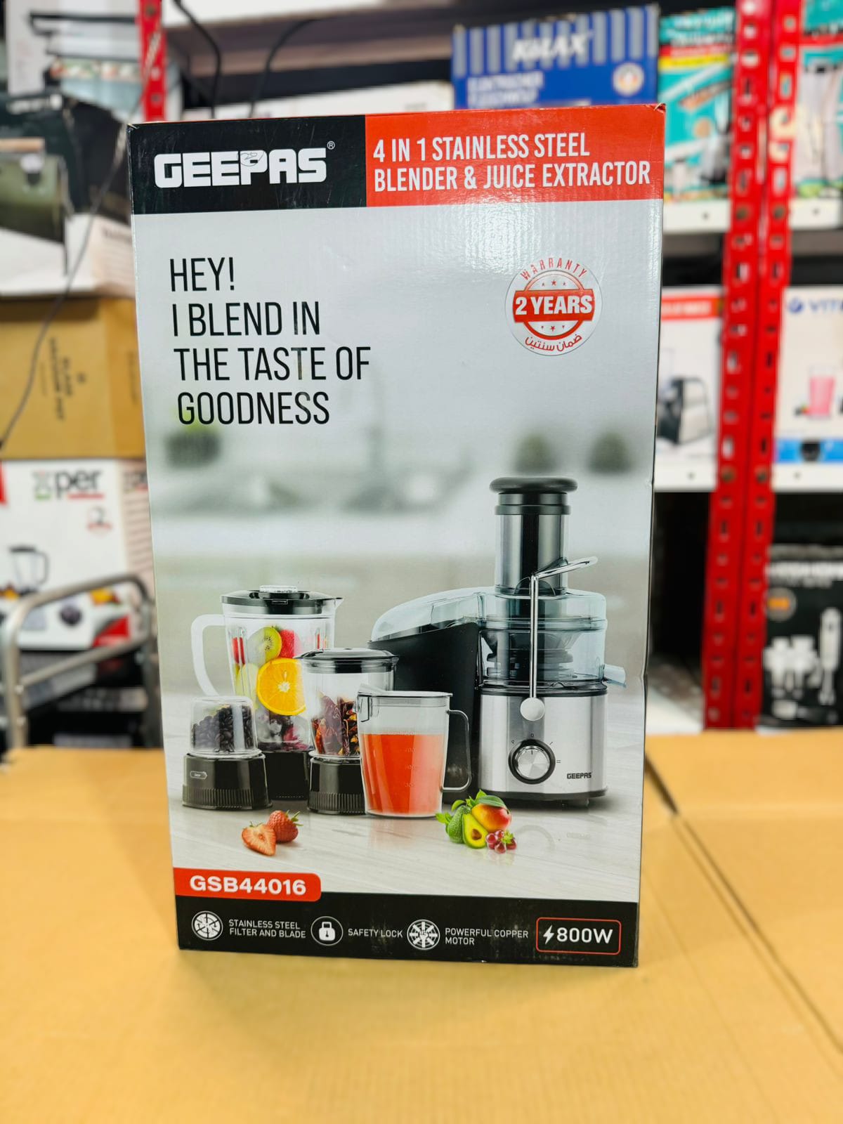 GEEPAS 800W 4 in 1 Blender & Juice Extractor-44016