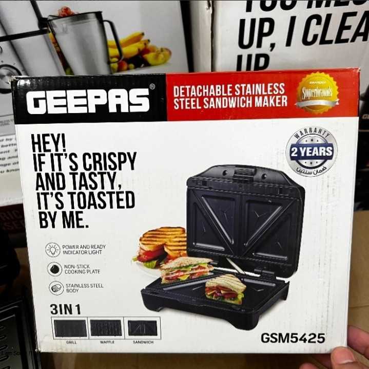 GEEPAS Detachable Stainless Steel Sandwich Maker GSM5425