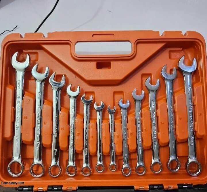 Taiwan Lot Imported 61 Piece Tool Kit