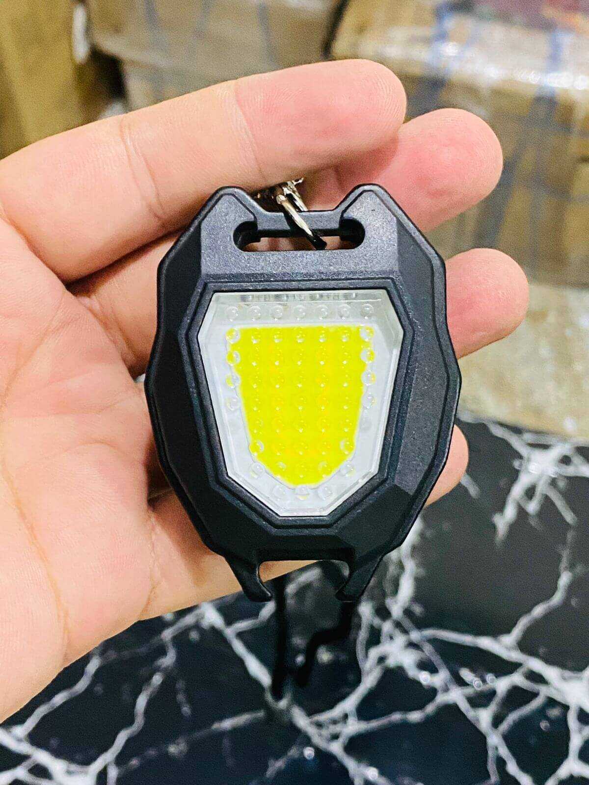 Keychain Flashlight Emergency Light with 7 Light Mode