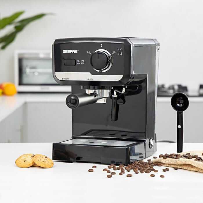 Geepas Cappuccino Maker GCM6108 (2 Years Warranty)