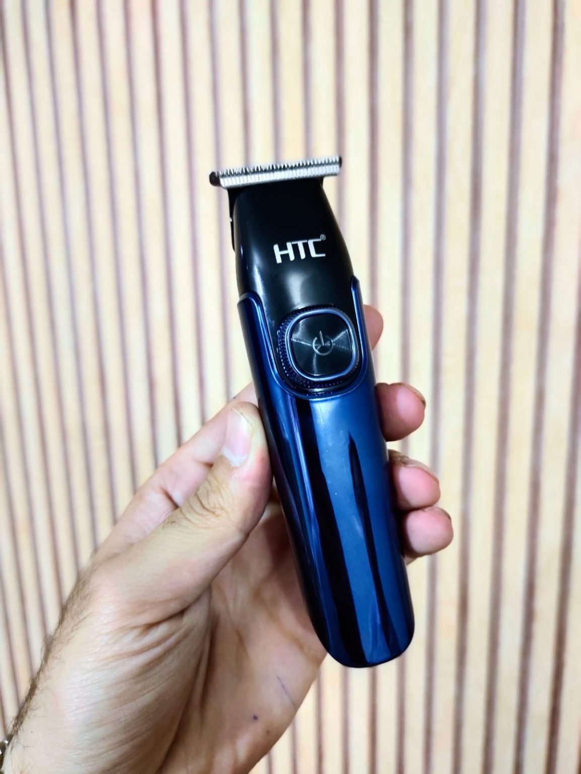 HTC Rechargeable Hair Clipper ( hair trimmer)