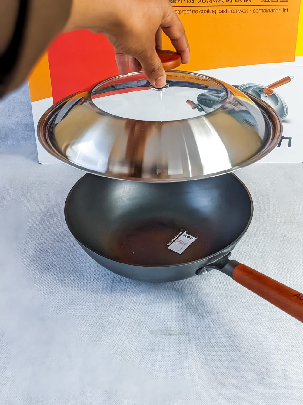 Lot Imported Rustproof no coating cast  Premium Iron Wok (High Quality)