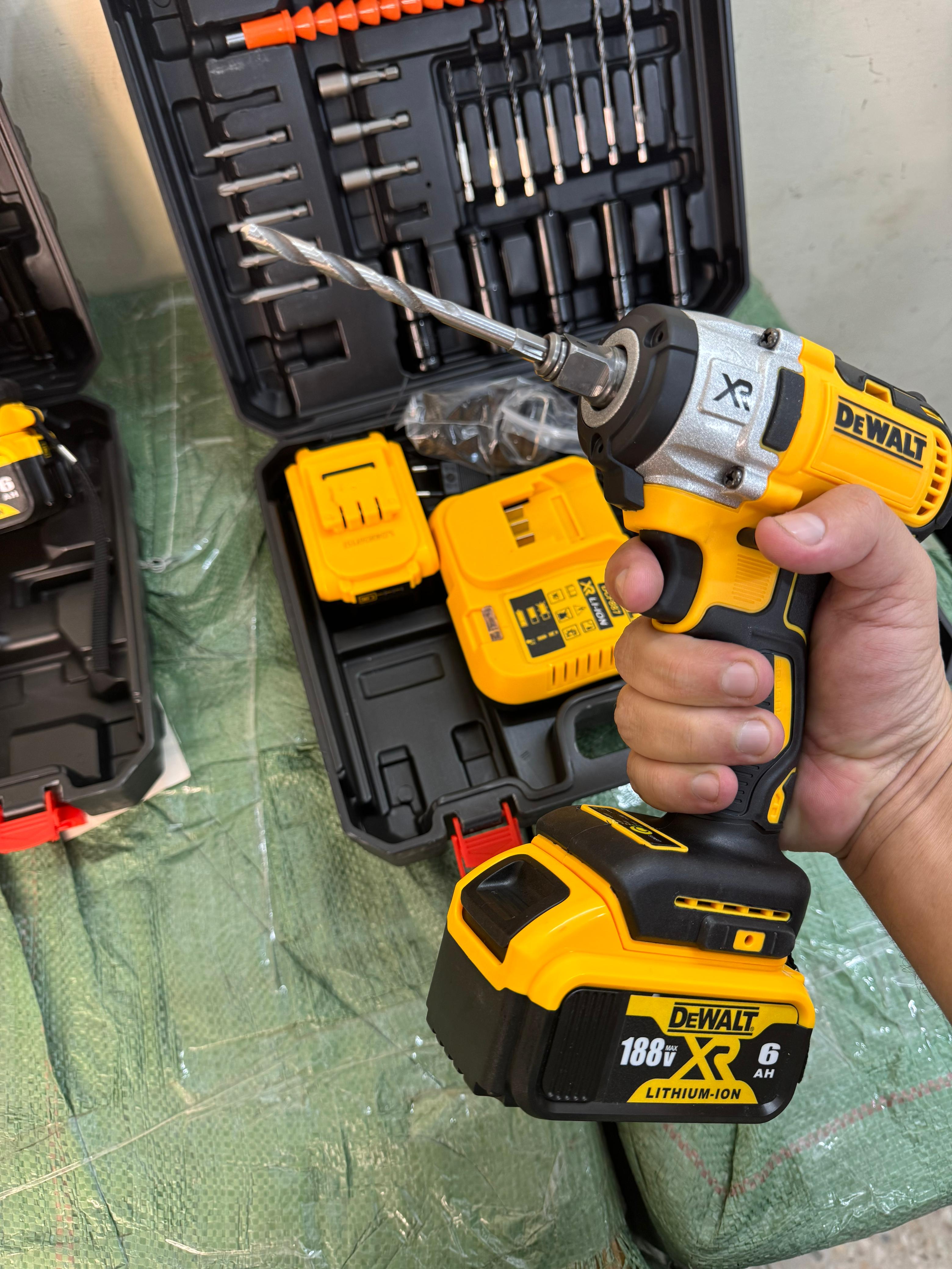 Dewalt 4 in 1 drill & impact wincher