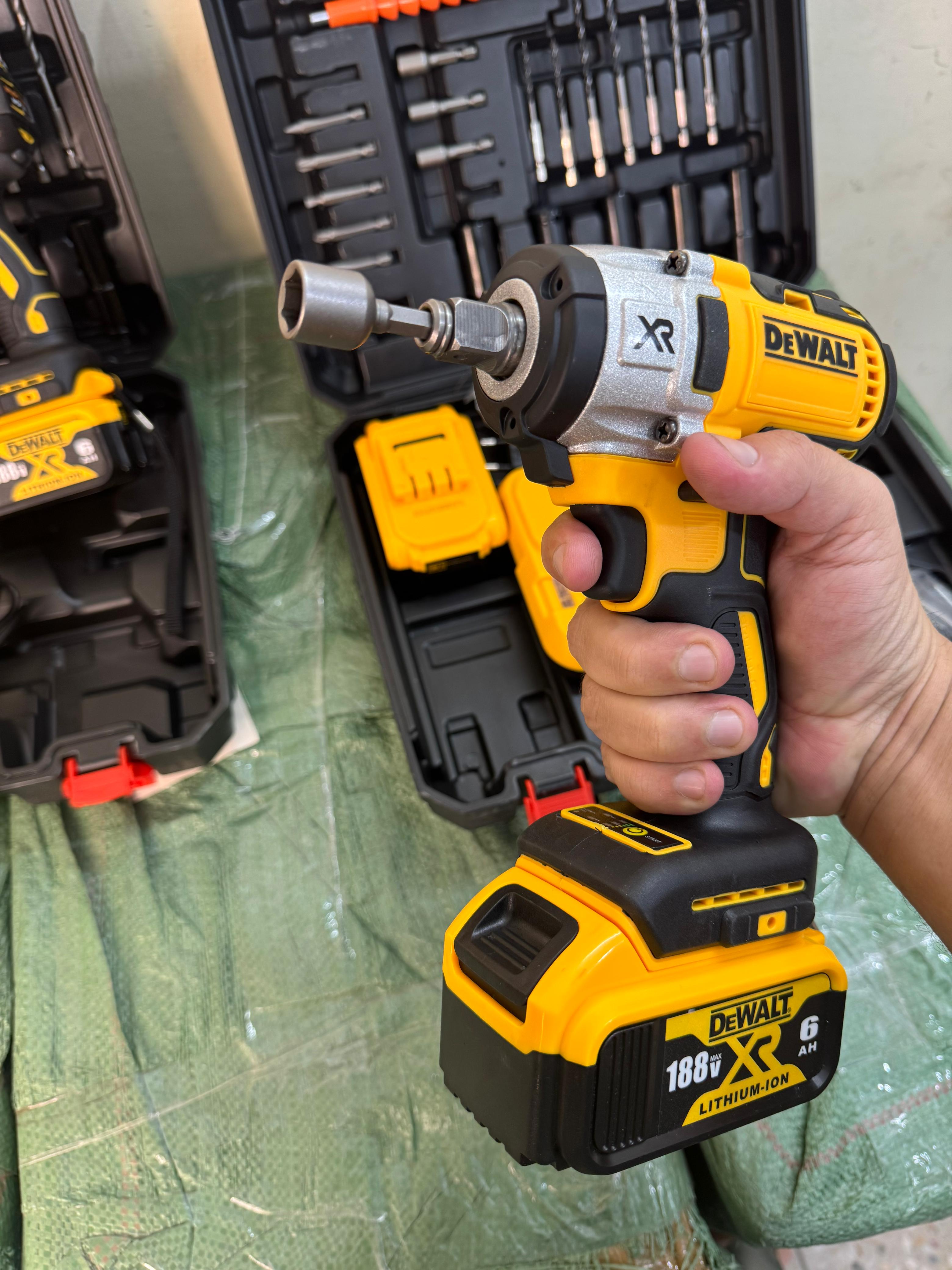 Dewalt 4 in 1 drill & impact wincher