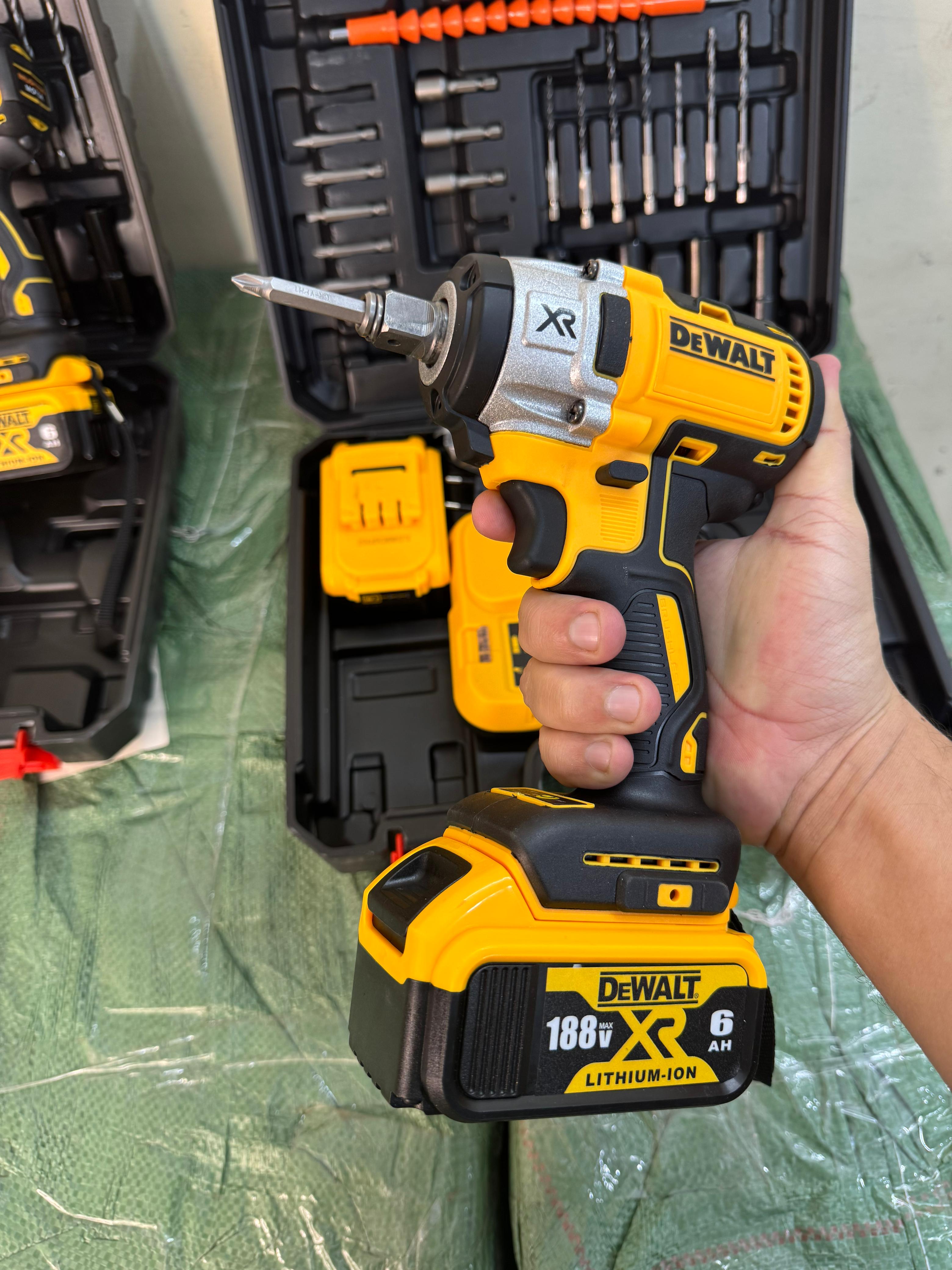 Dewalt 4 in 1 drill & impact wincher