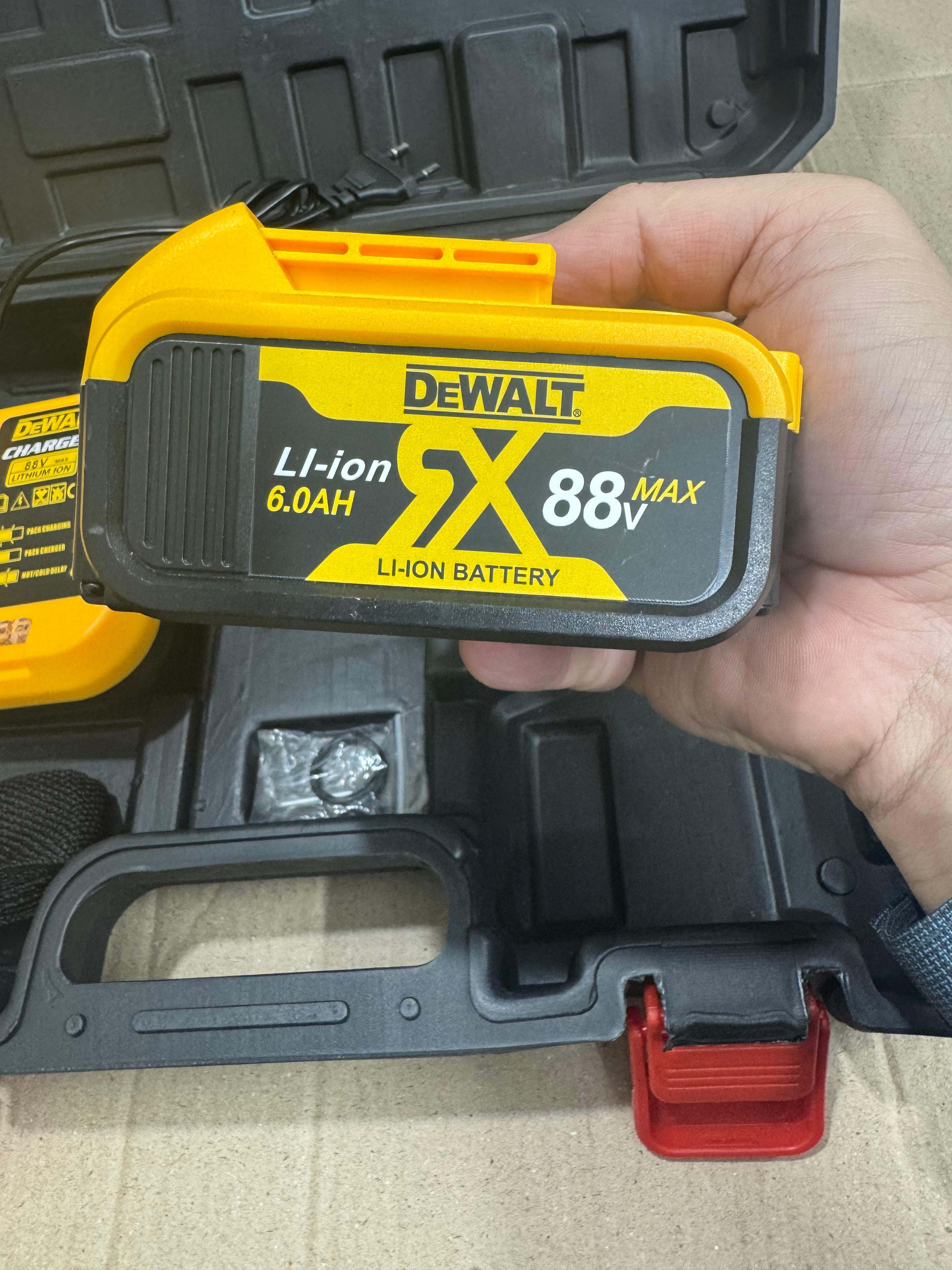 Dewalt rechargeble 88v Impact Wrenches & Drivers