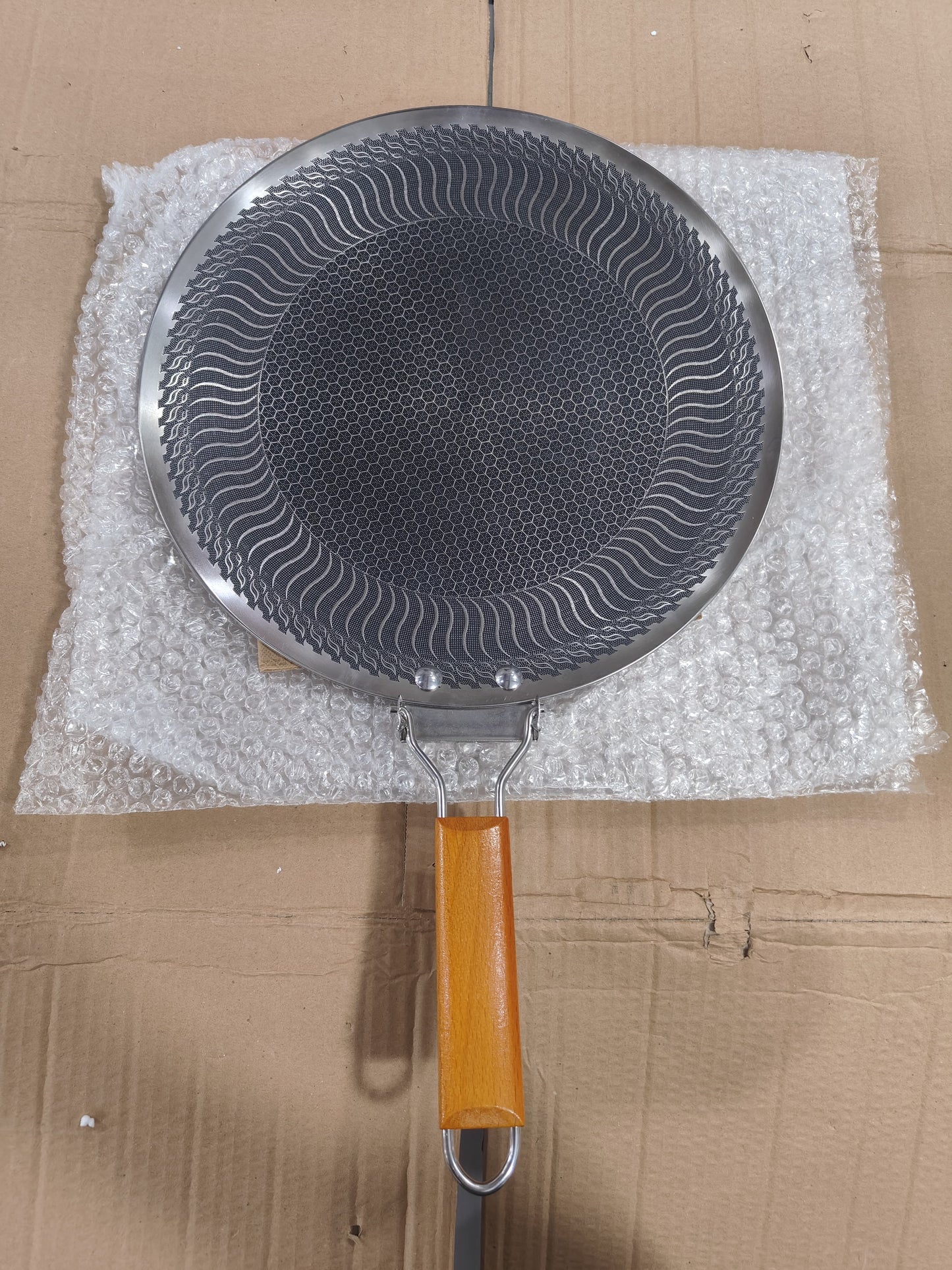 GERMAN lot honeycomb lesser coating tawa 36Cm Wooden handle