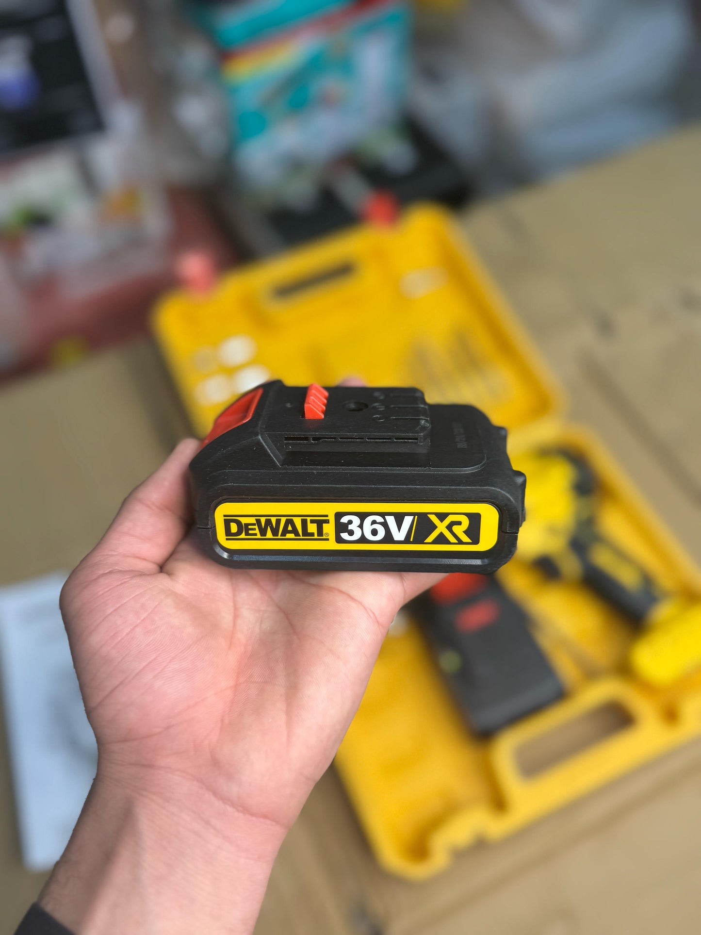 Dewalt brushless commercial drill machine set 36v