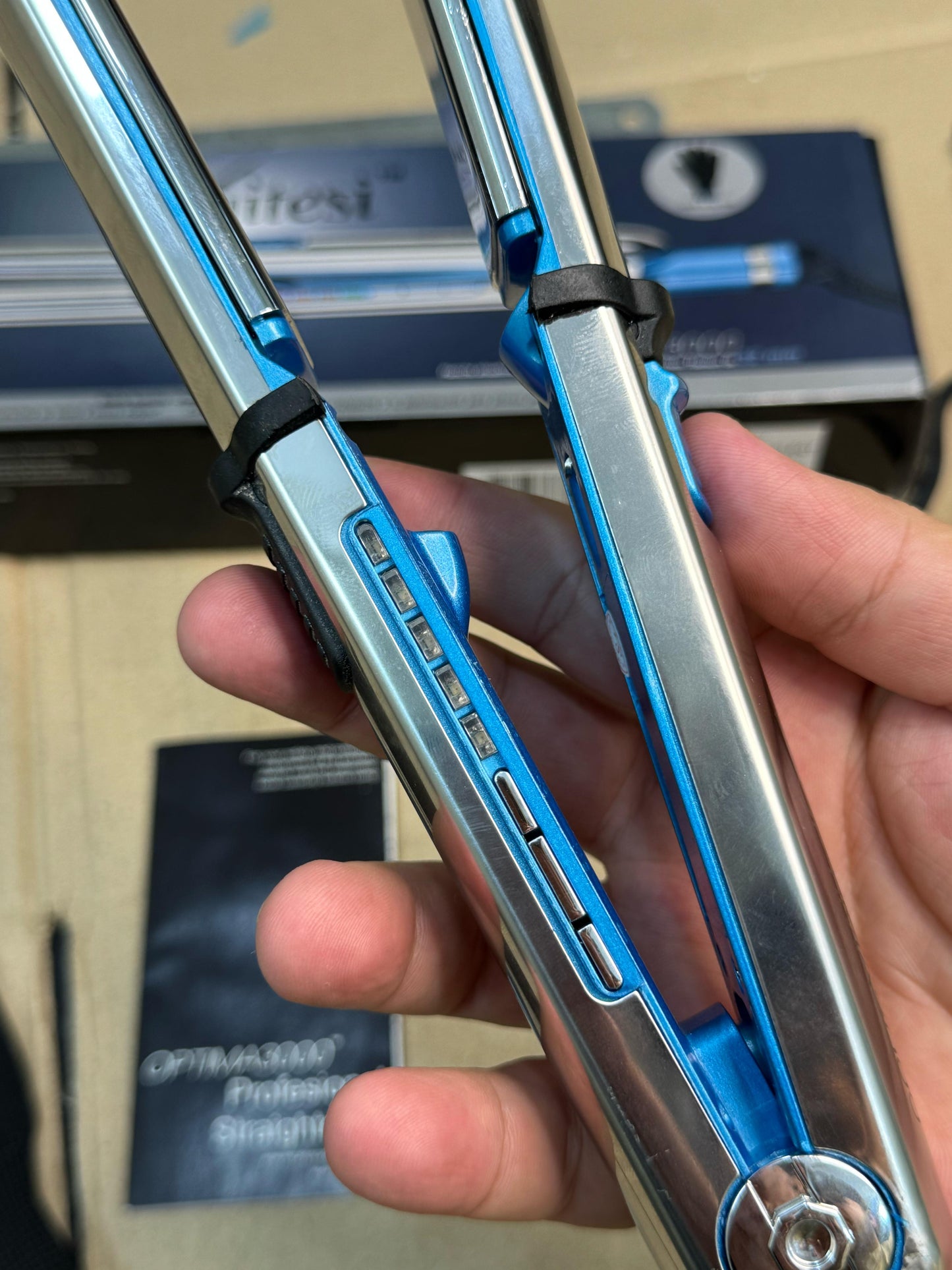 Laitesi professional hair straightener optima 3000