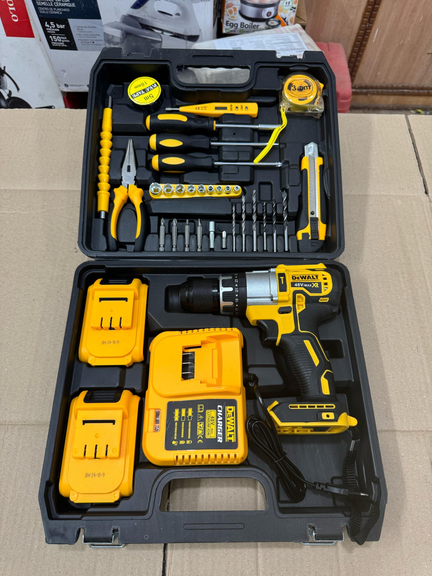 lot imported Dewalt 48v drill set 30 Pcs