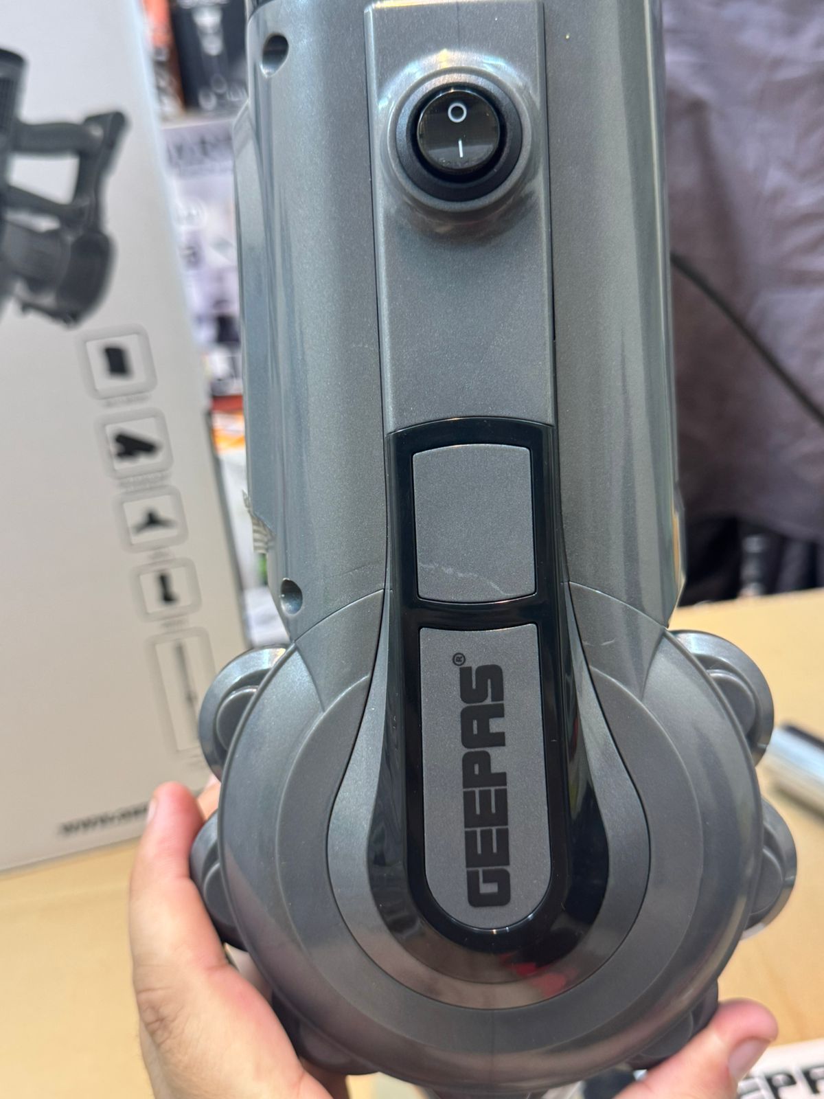 Geepas 2 in 1 corded stick vacuum cleaner GVC 19036