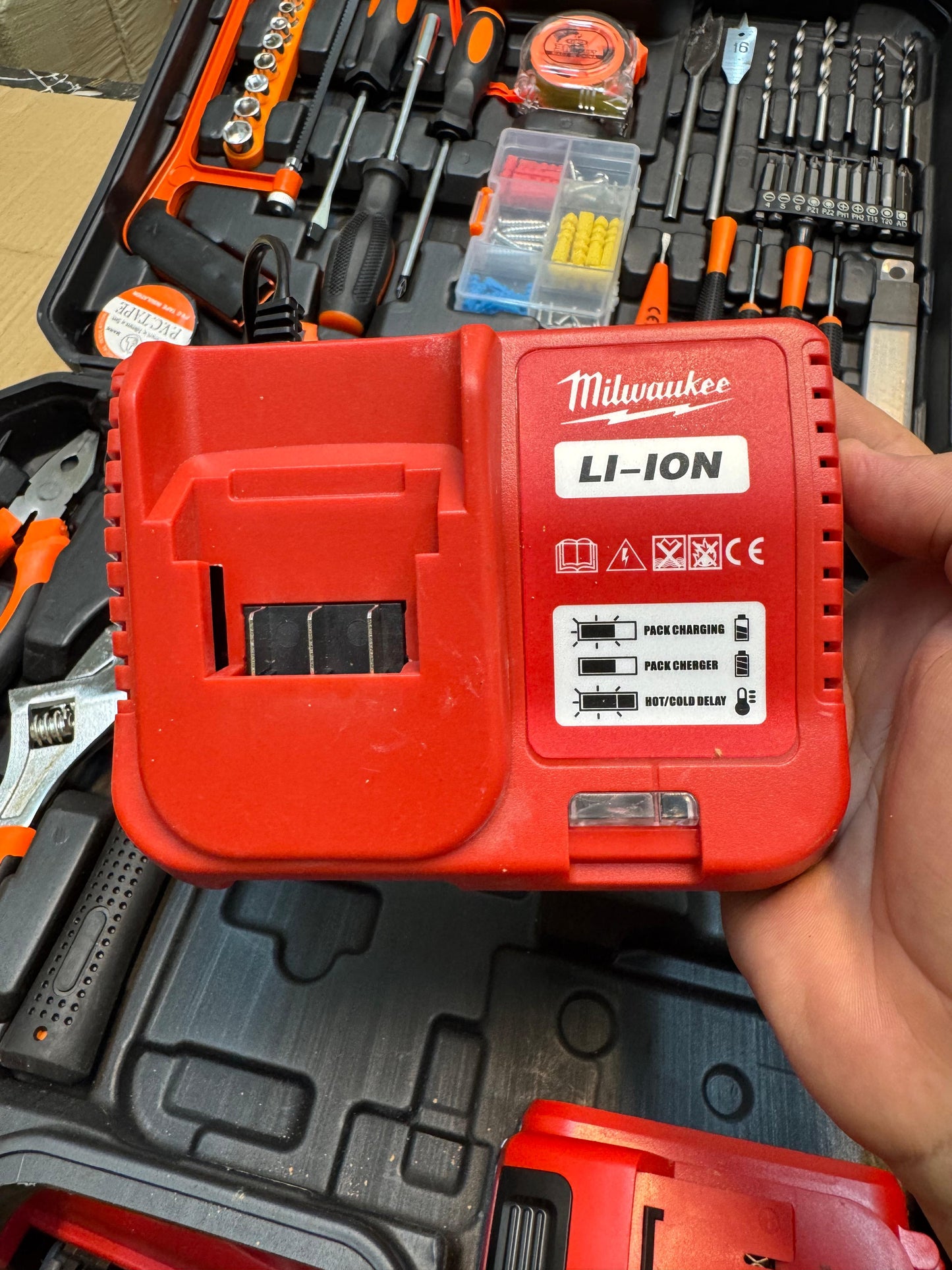 Milwaukee 48v 117 pieces drill set