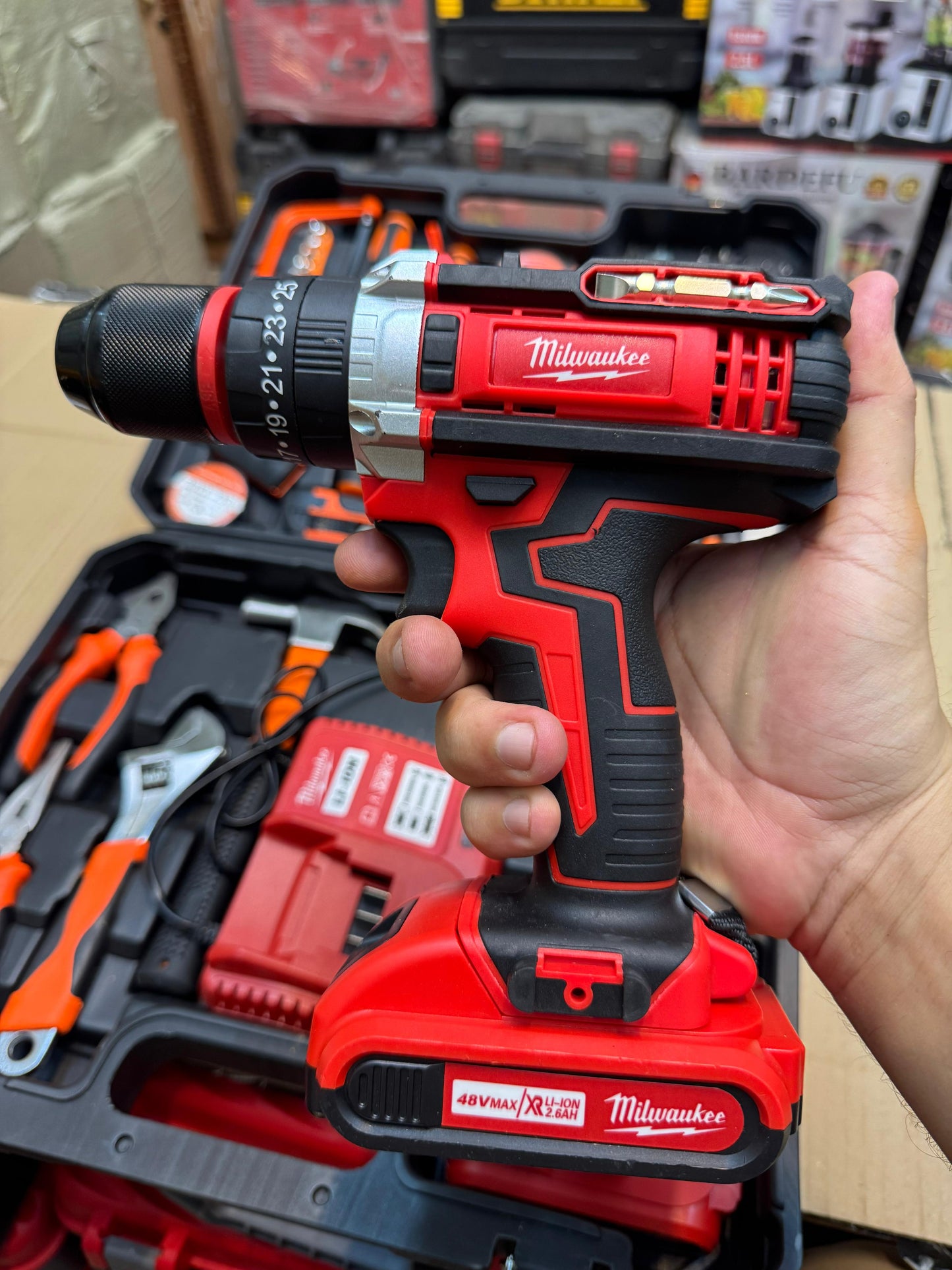 Milwaukee 48v 117 pieces drill set