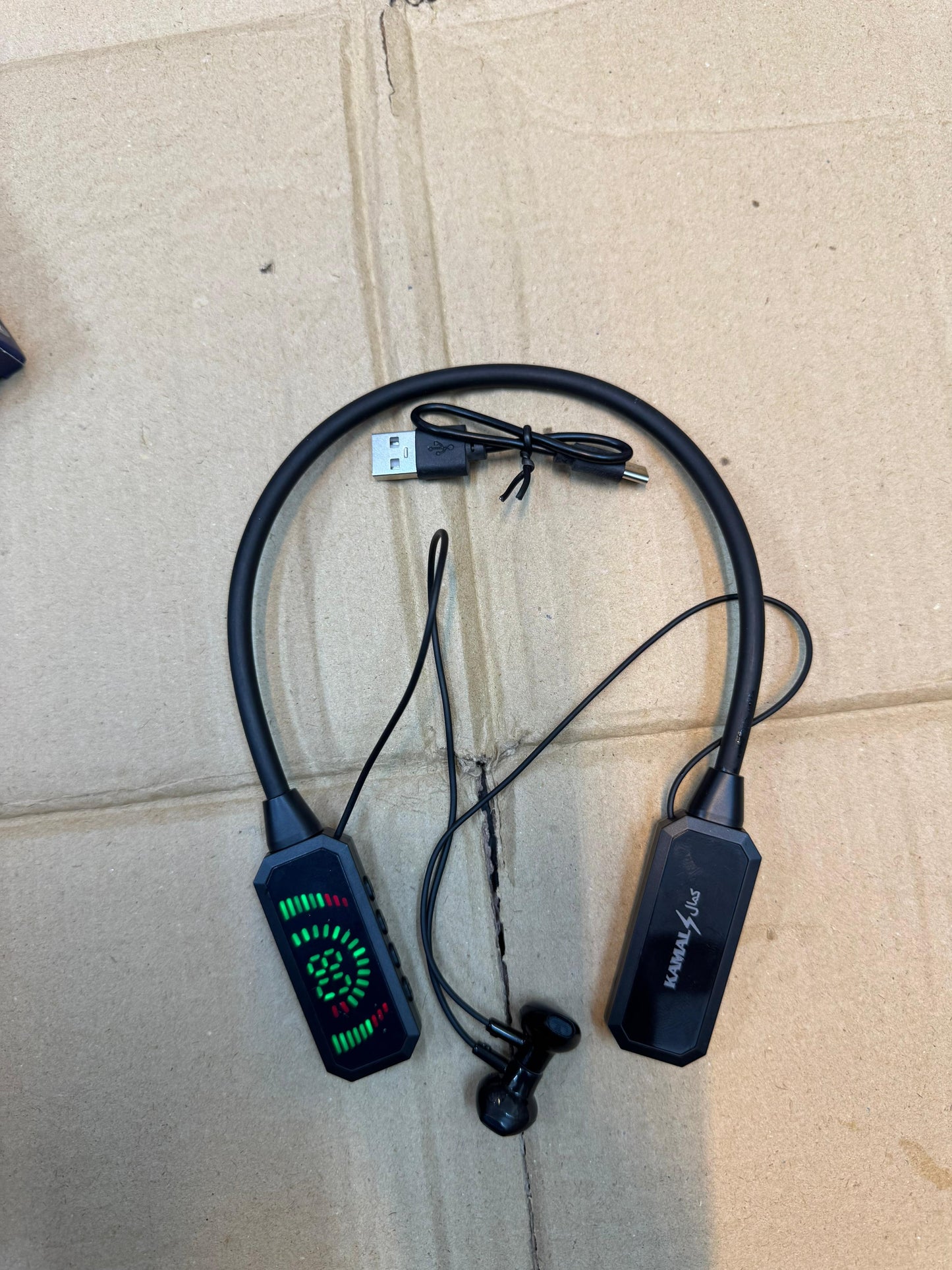 Wireless Sports Neckband Changer Compatible with Android/iOS (Black)