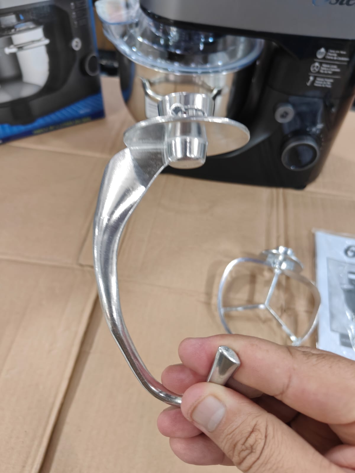 Oster 4L stand mixer 750W