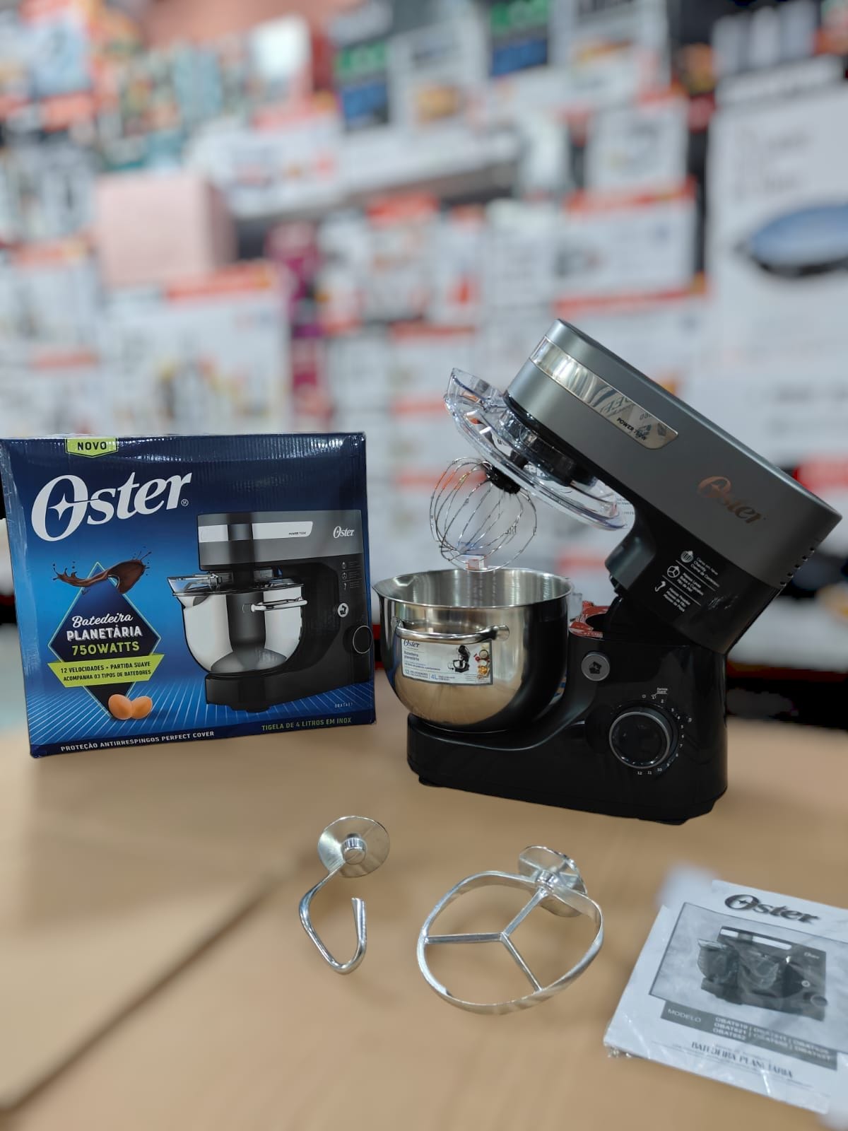 Oster 4L stand mixer 750W