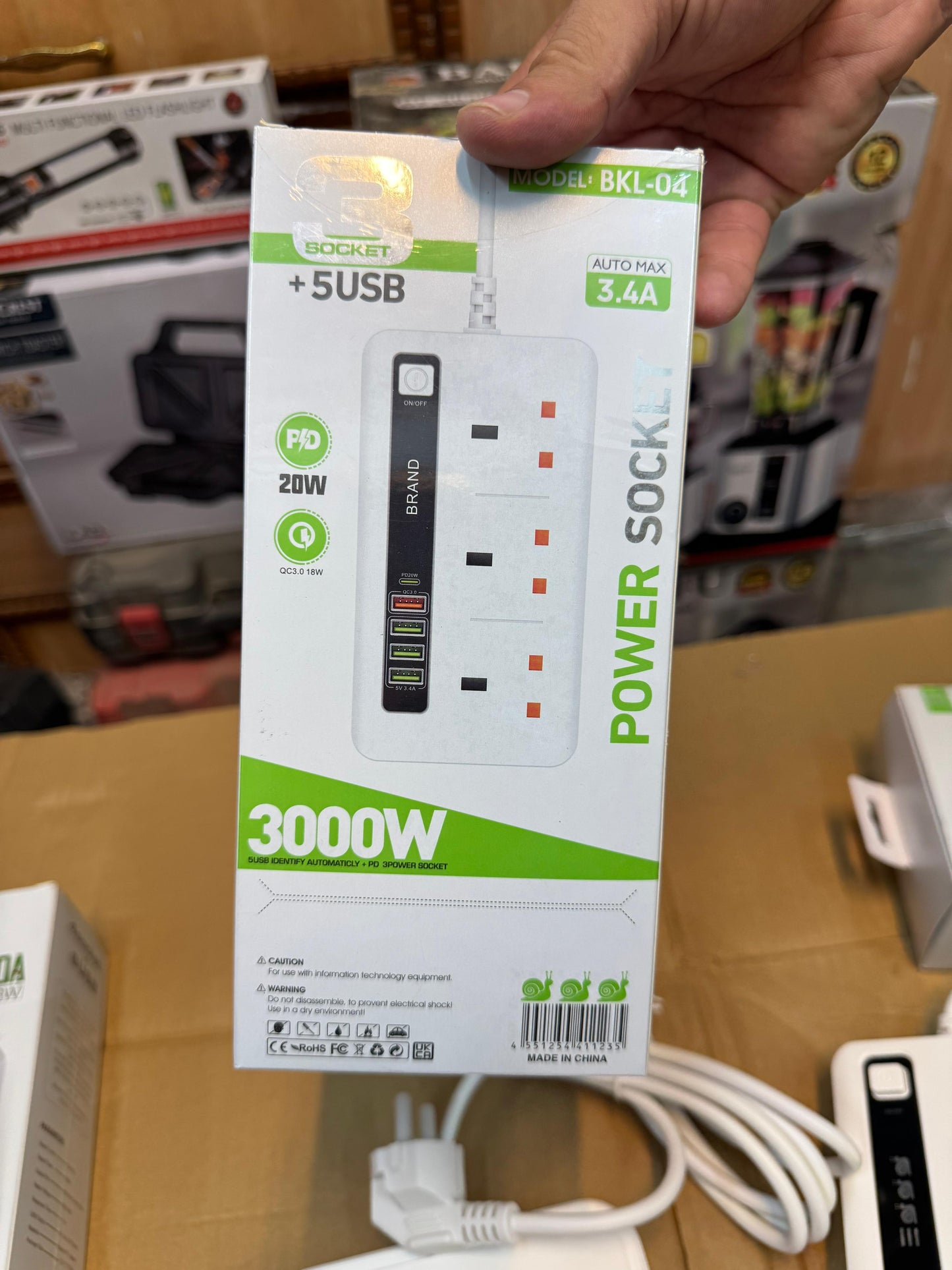 Good Quality Fireproof Extension Socket  Board with USB Ports