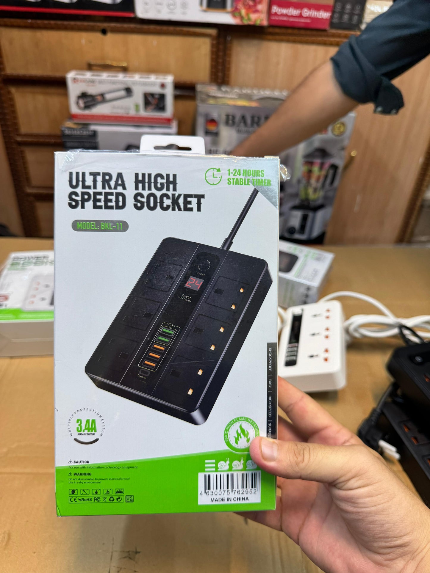 Good Quality Fireproof Extension Socket  Board with USB Ports