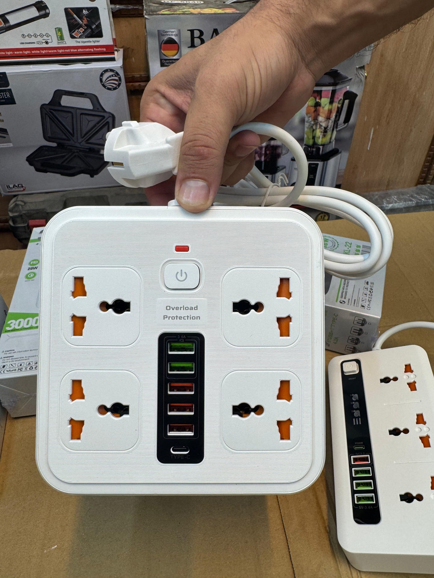 Good Quality Fireproof Extension Socket  Board with USB Ports