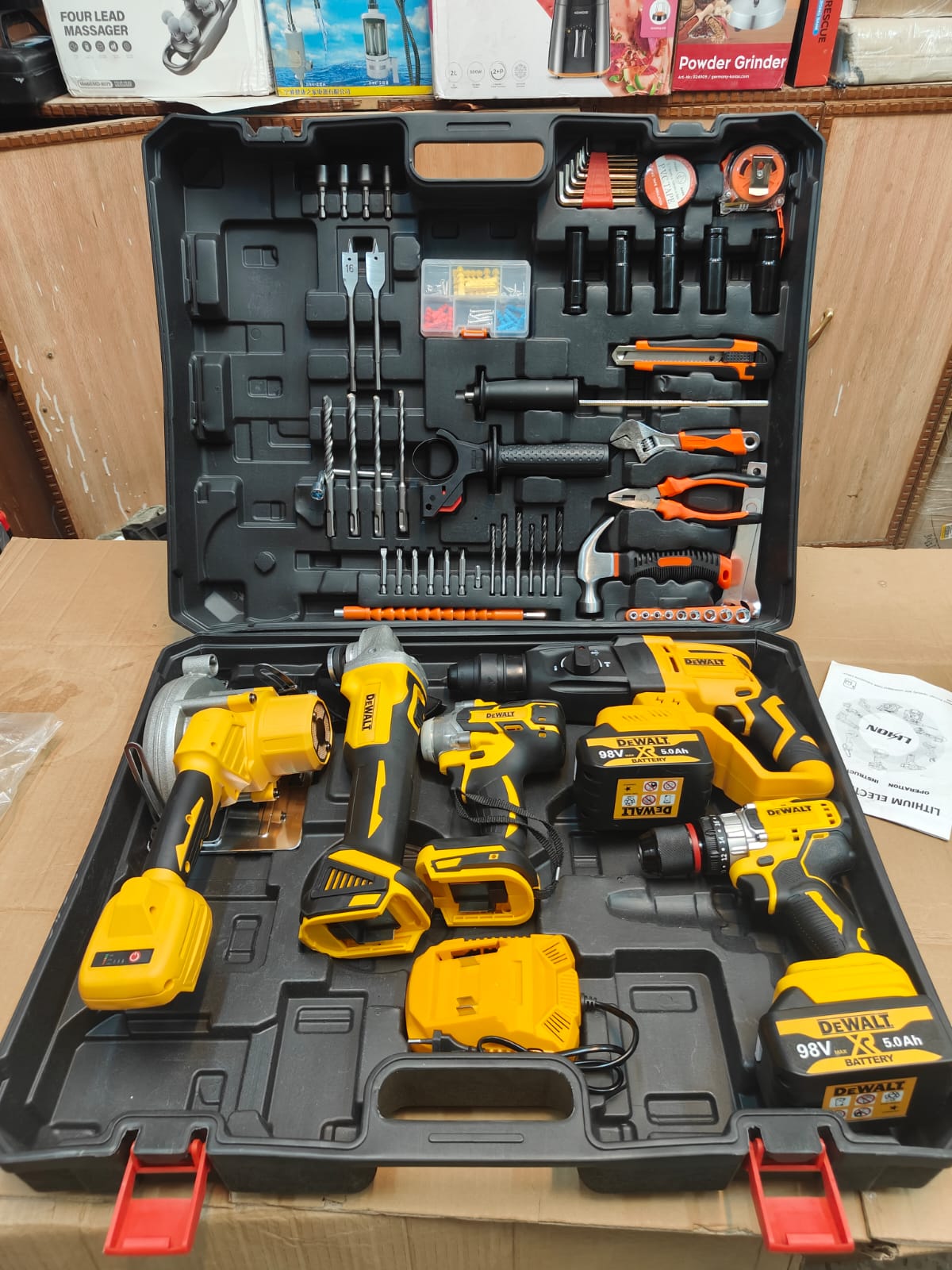 Dewalt master toolbox set