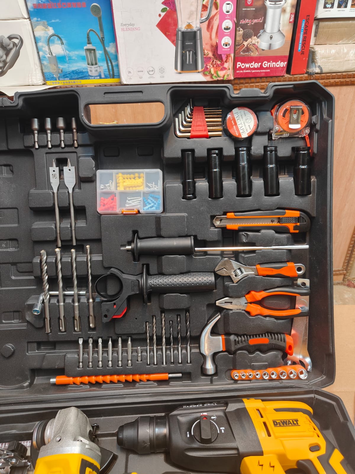 Dewalt master toolbox set