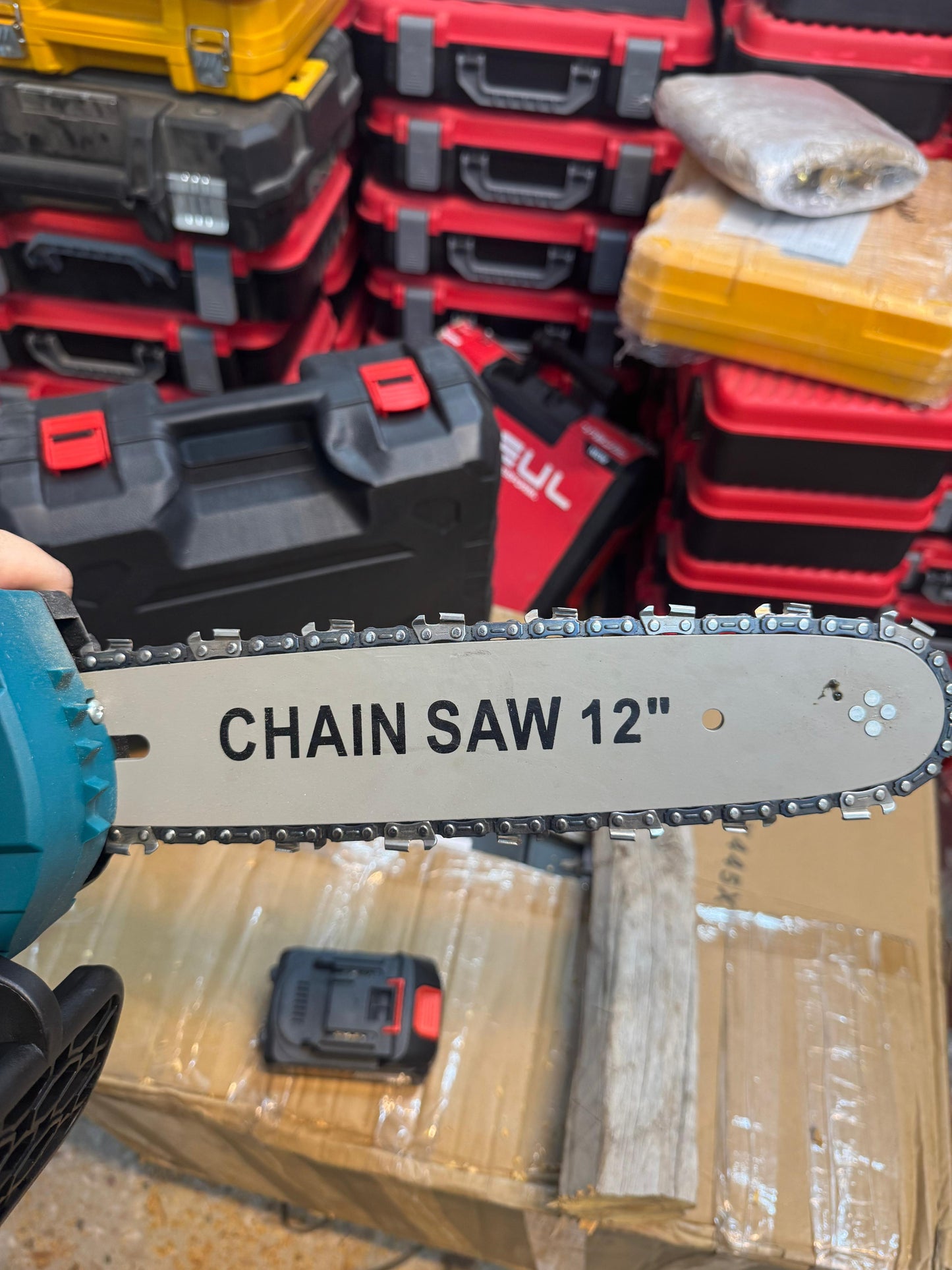 Amazon lot Rechargeable 298v 12inch chainsaw with double battery