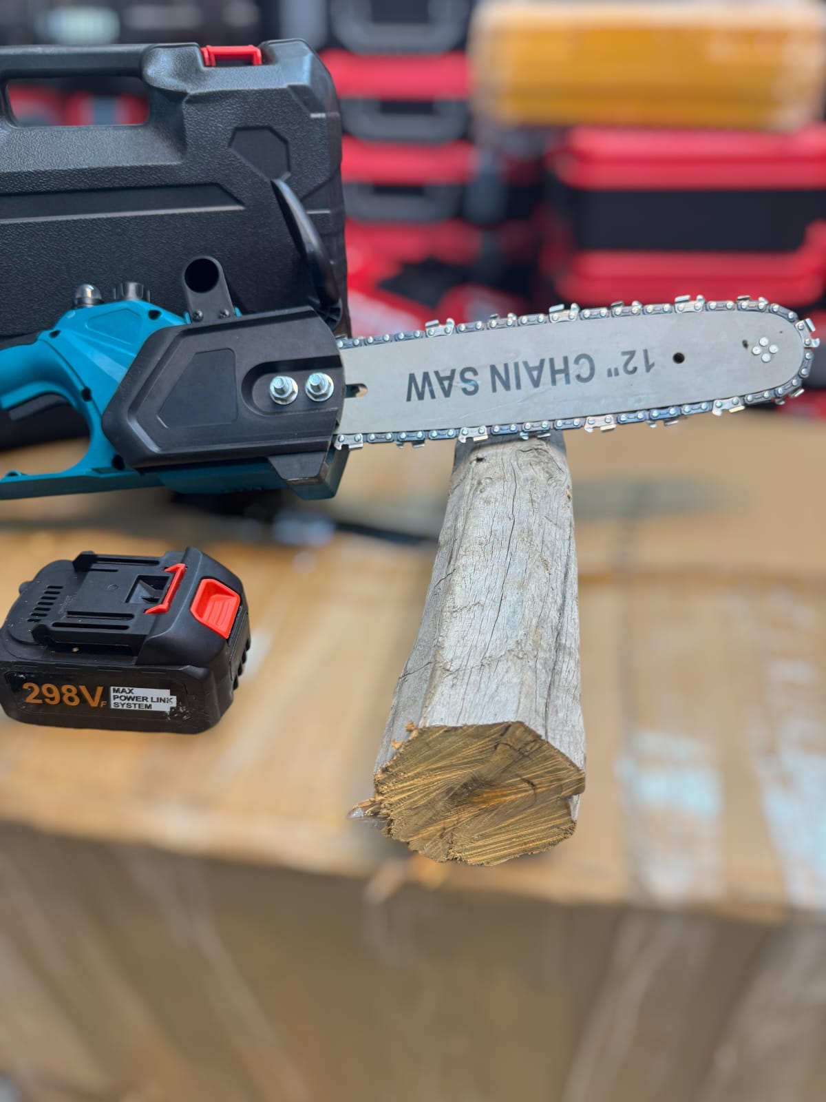 Amazon lot Rechargeable 298v 12inch chainsaw with double battery