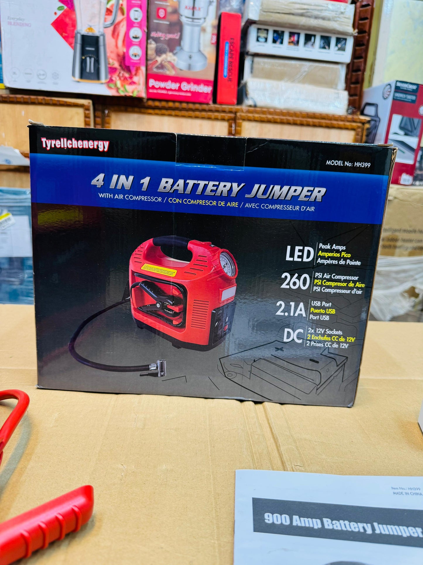 Brazilian 4 in 1 jump starter & tire inflator with power bank