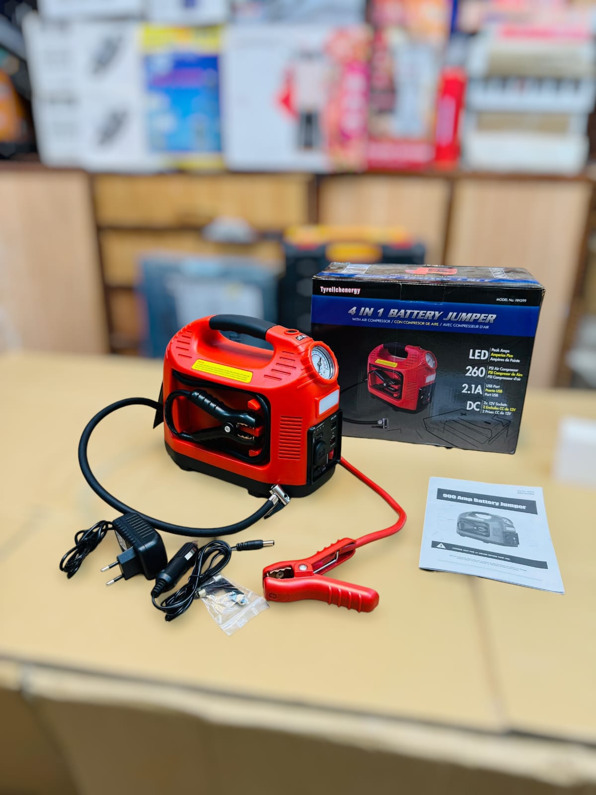 Brazilian 4 in 1 jump starter & tire inflator with power bank