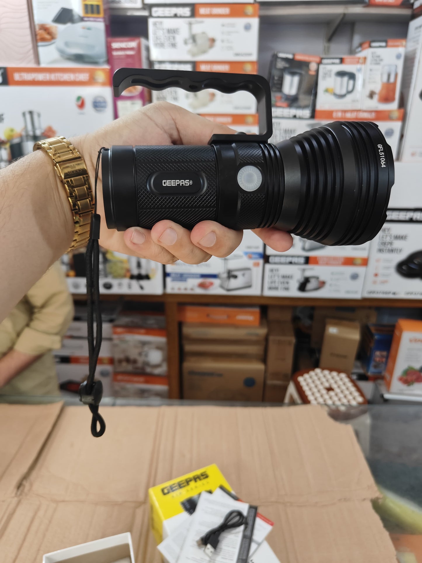 Geepas 51064 Flashlight torch Original Product + 2-Year Local Warranty