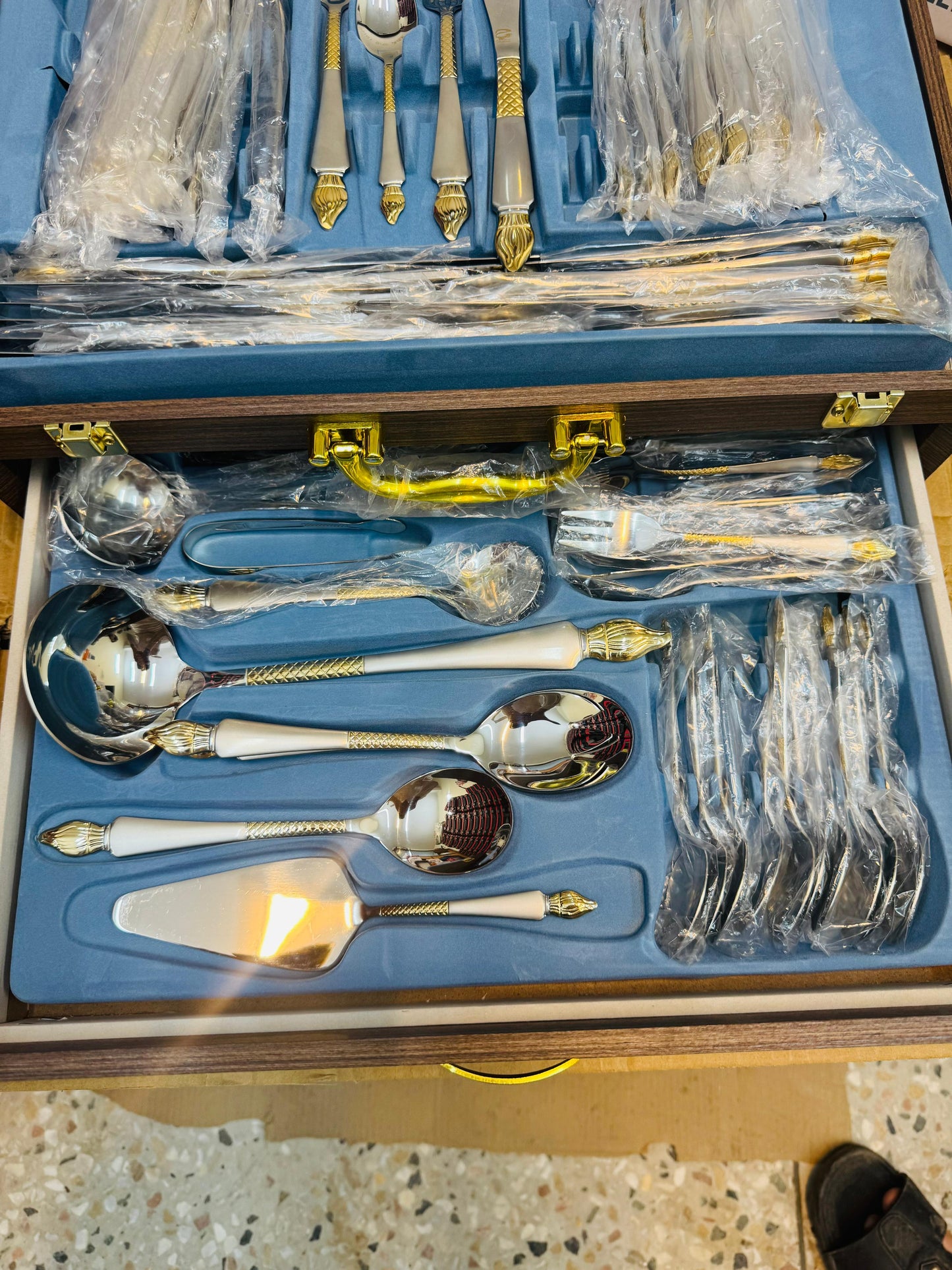 KDK 72pcs Luxury Stainless Steel Cutlery Set with Gift Box