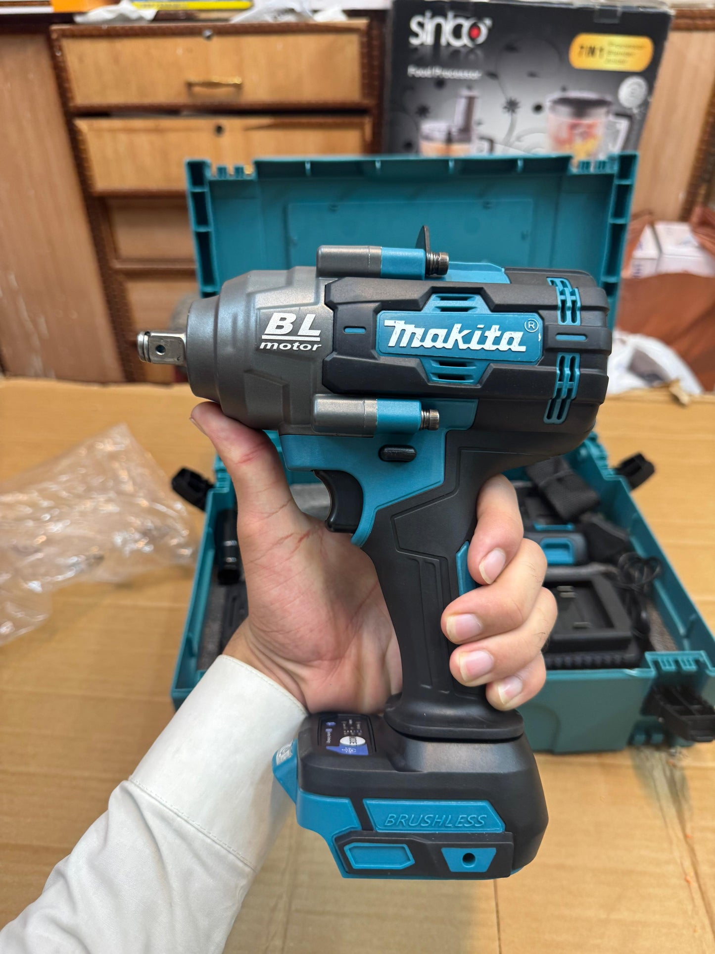 Makita impact wincher  1000 NM