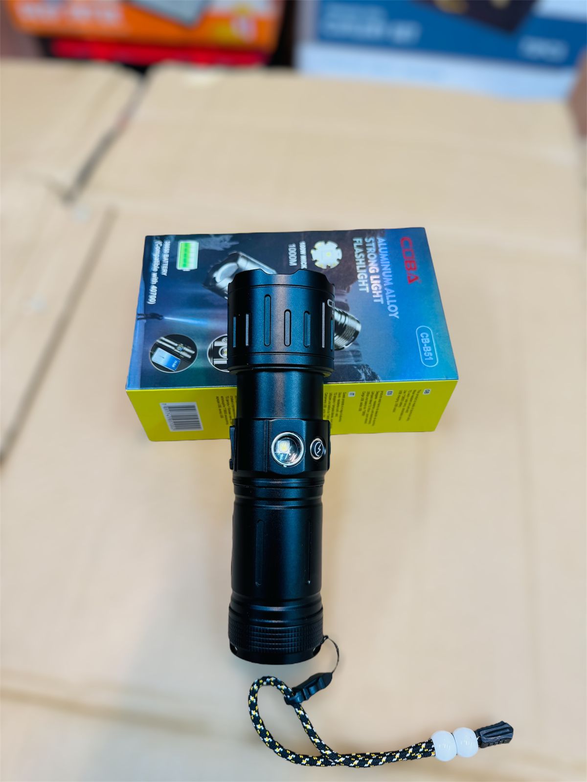 cuba 1000m  range torch & flash light